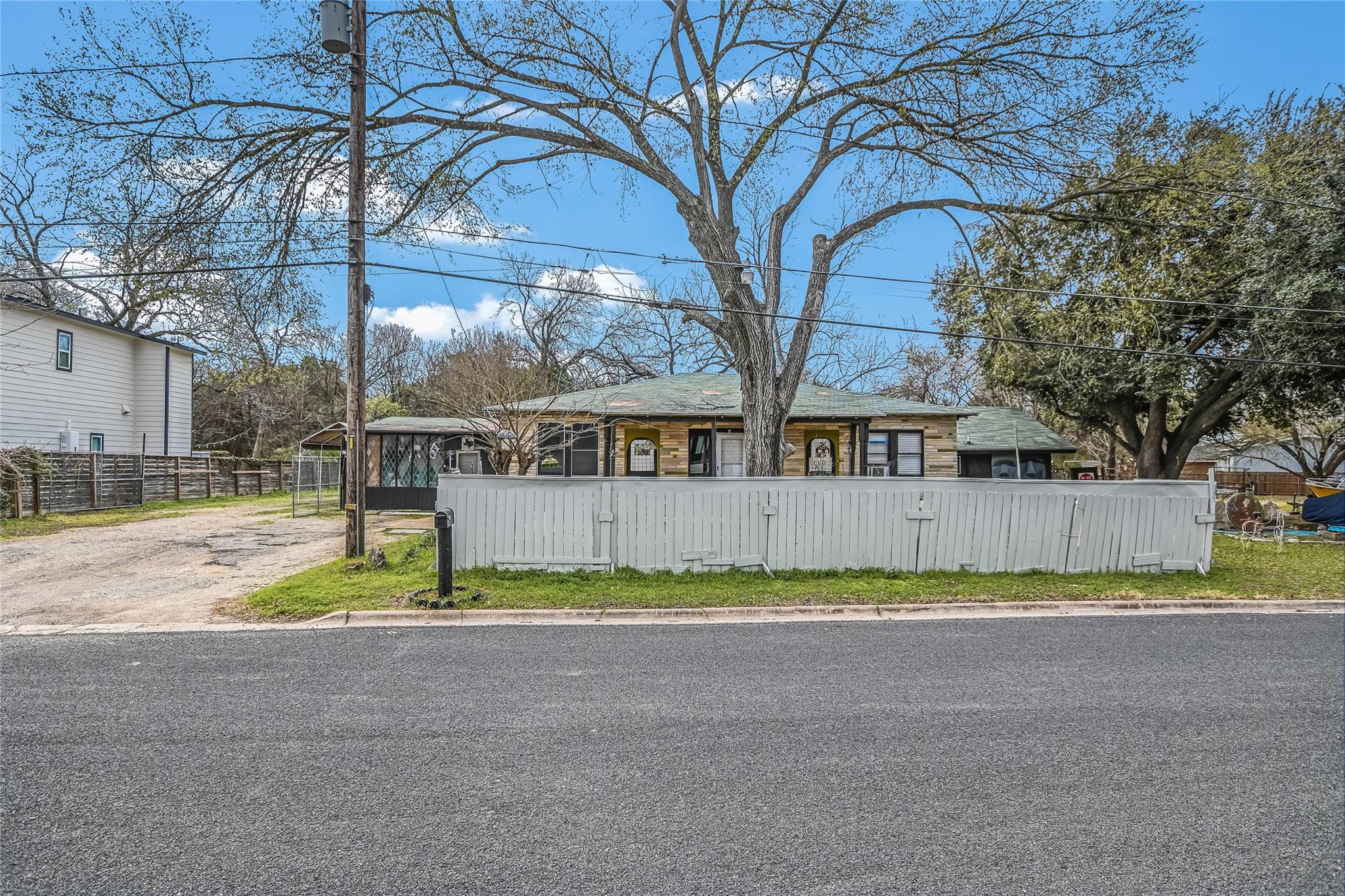 Single Family Residence