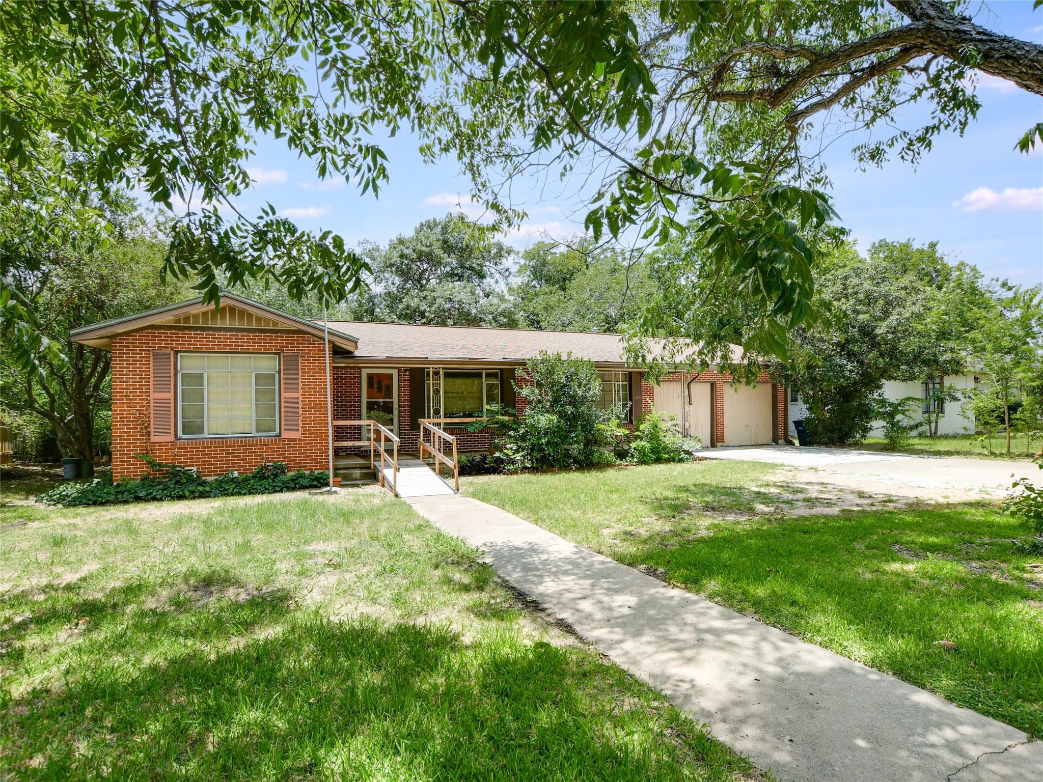 Single Family Residence