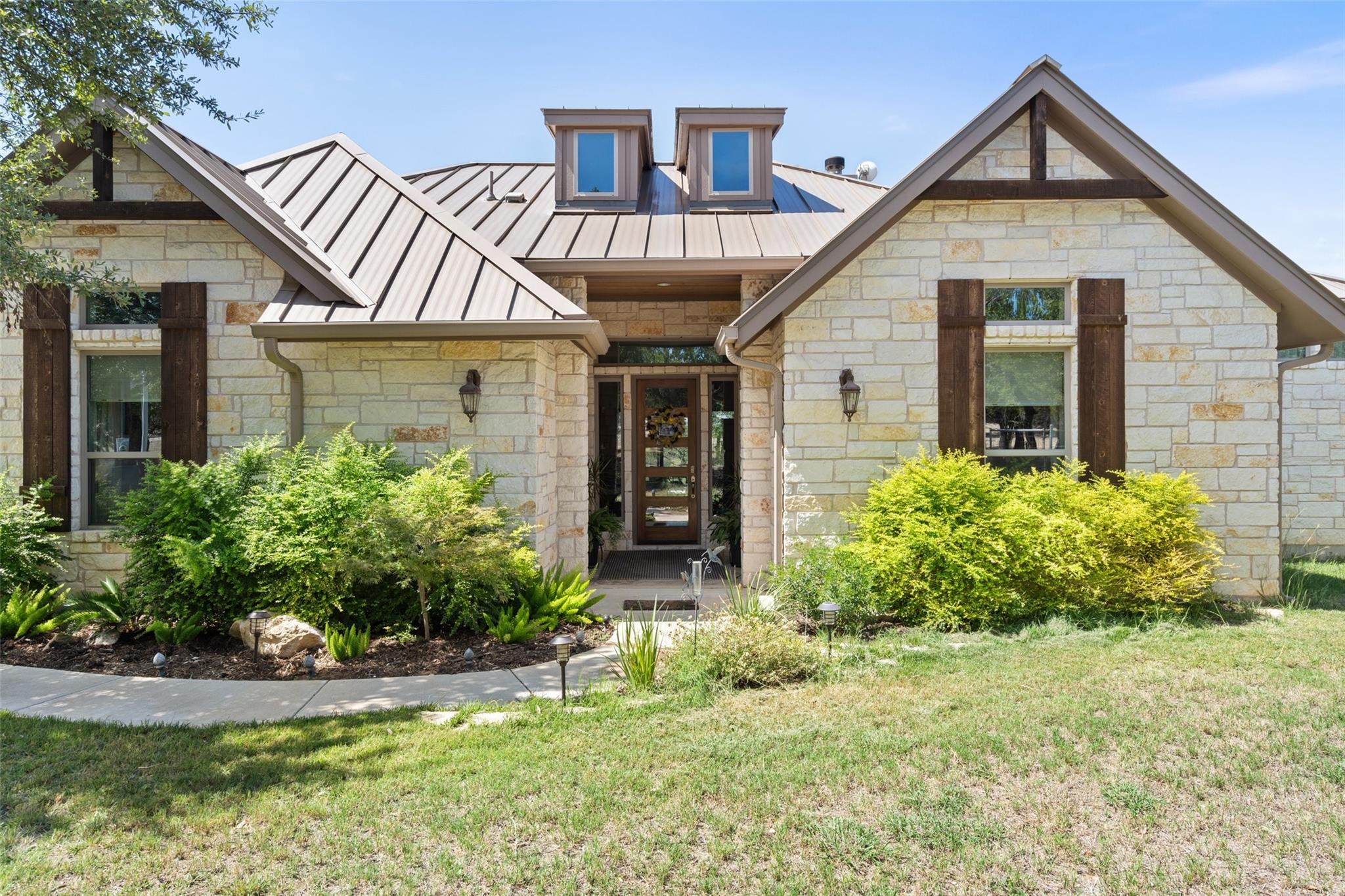 Single Family Residence