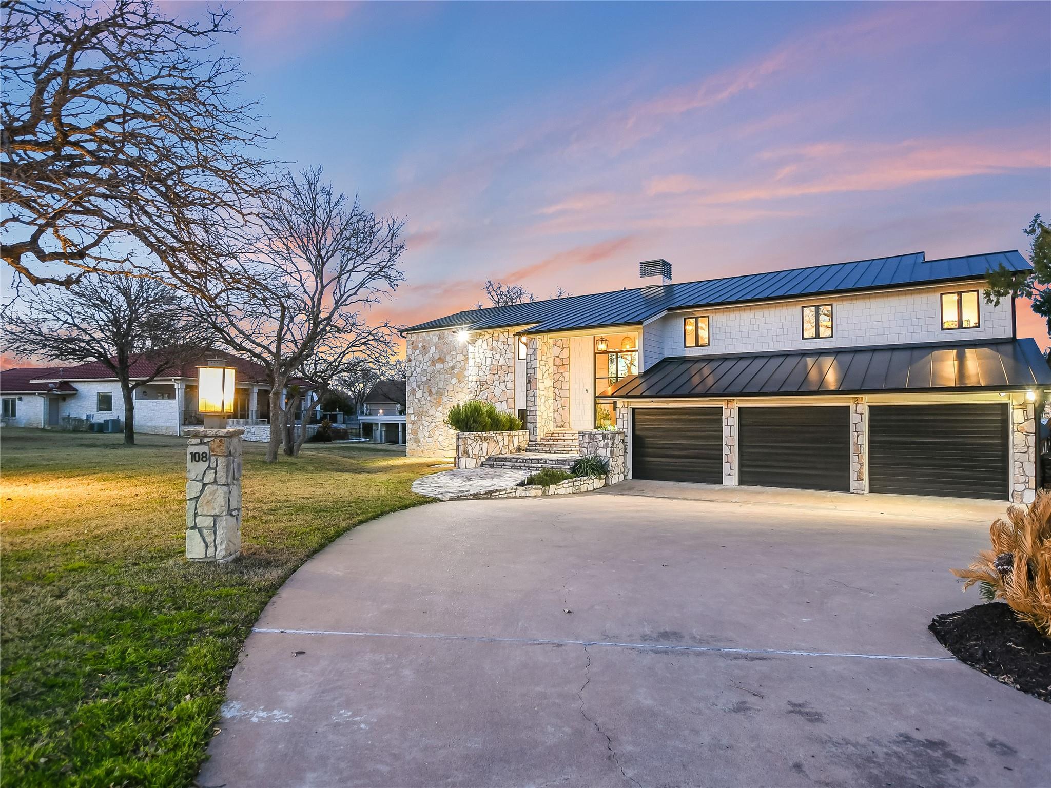 Single Family Residence