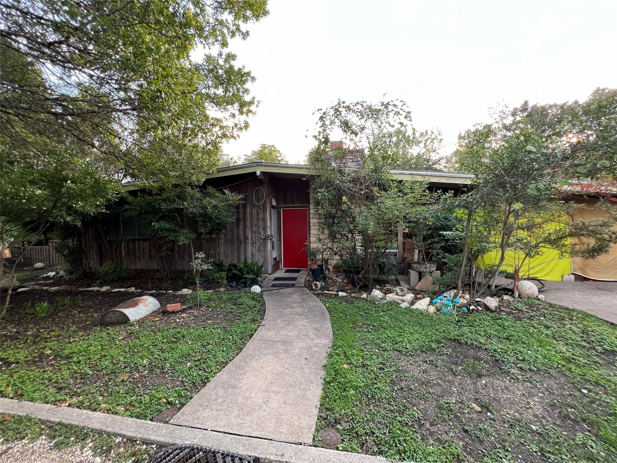 Single Family Residence