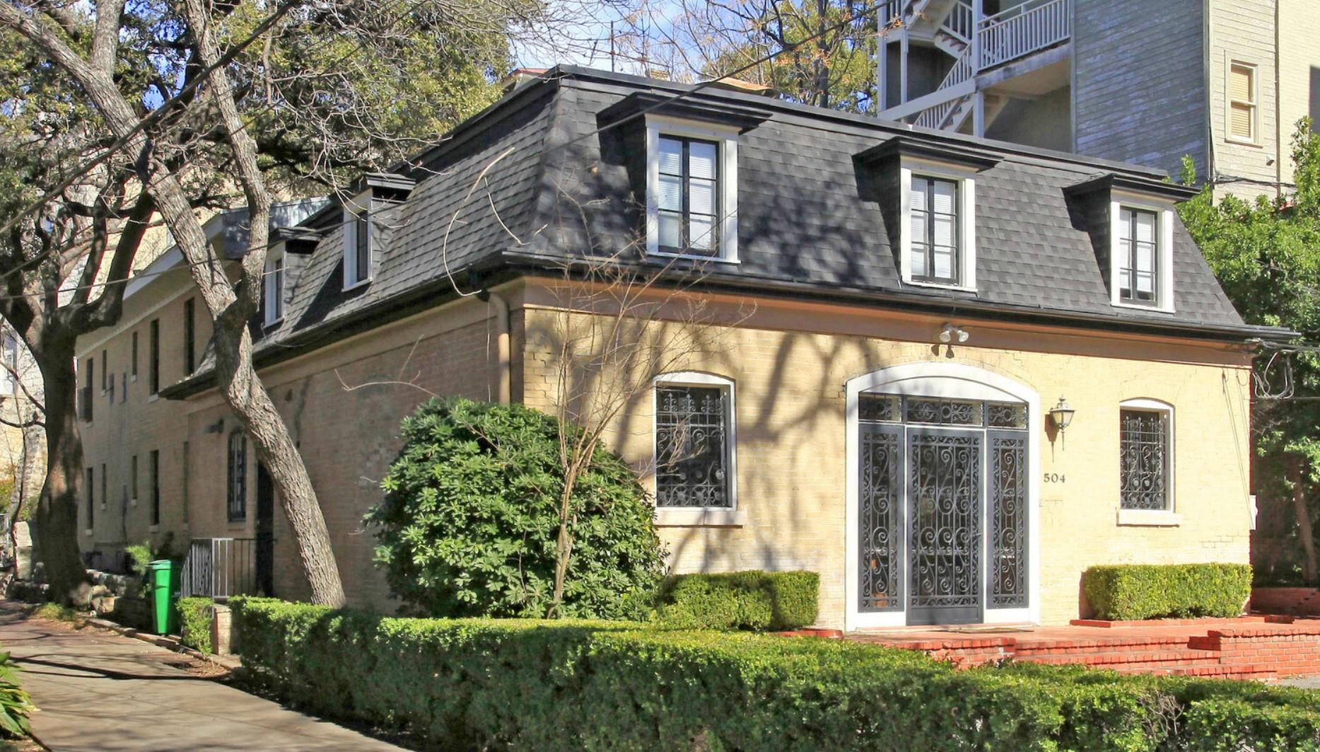 Single Family Residence