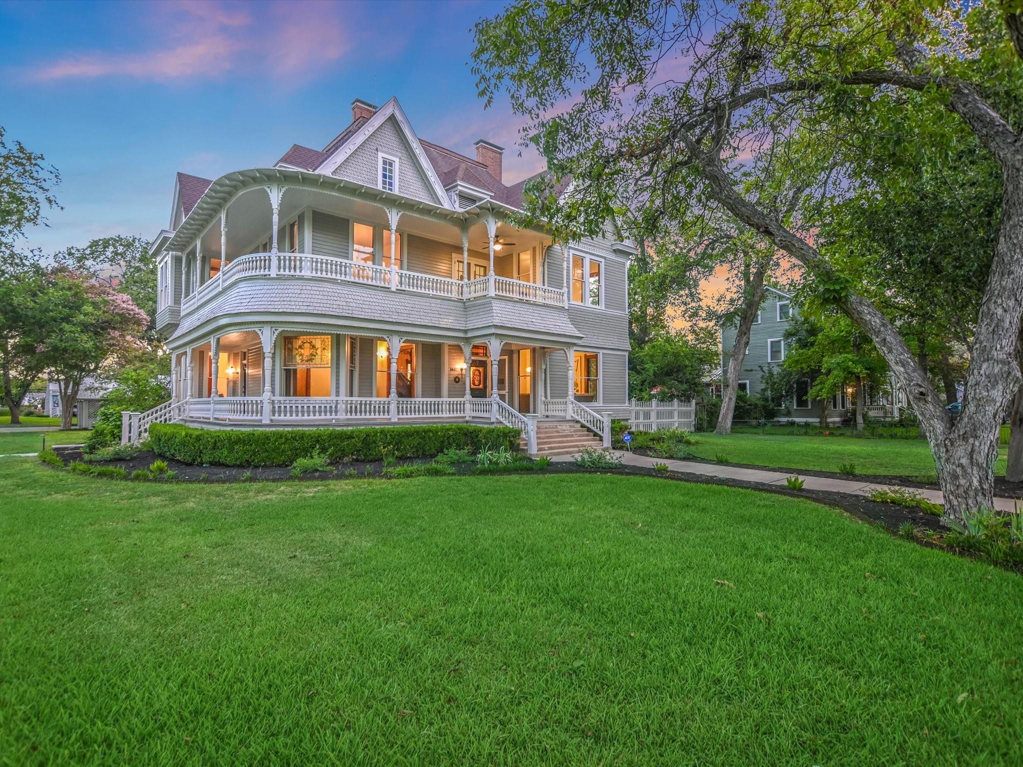 Single Family Residence