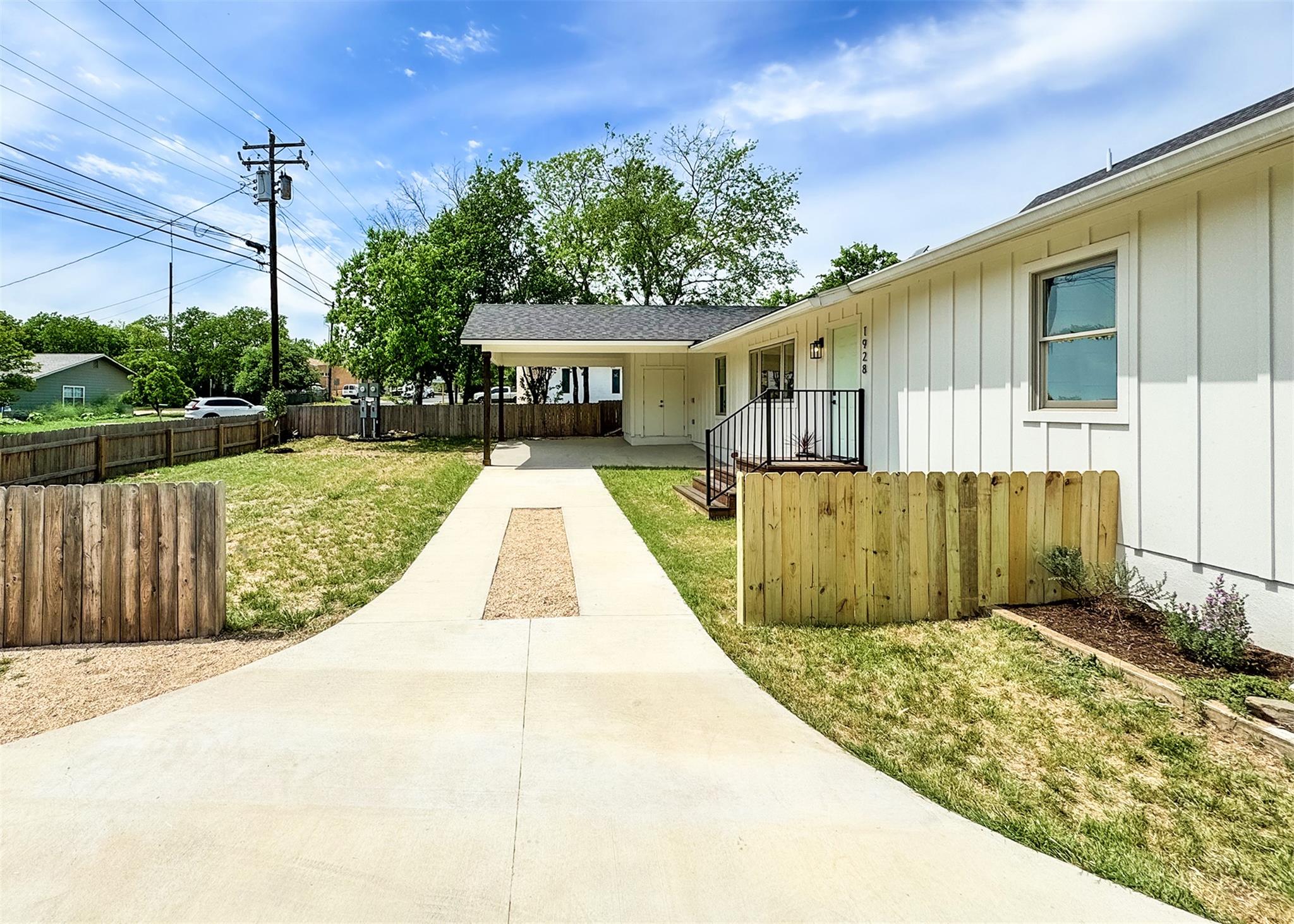 Single Family Residence