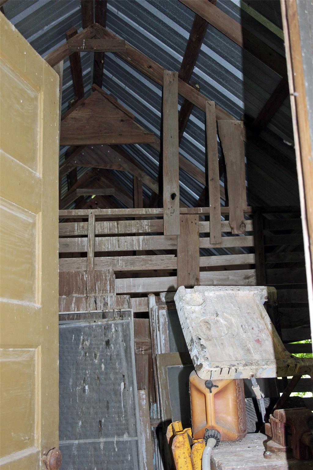 Photo 18