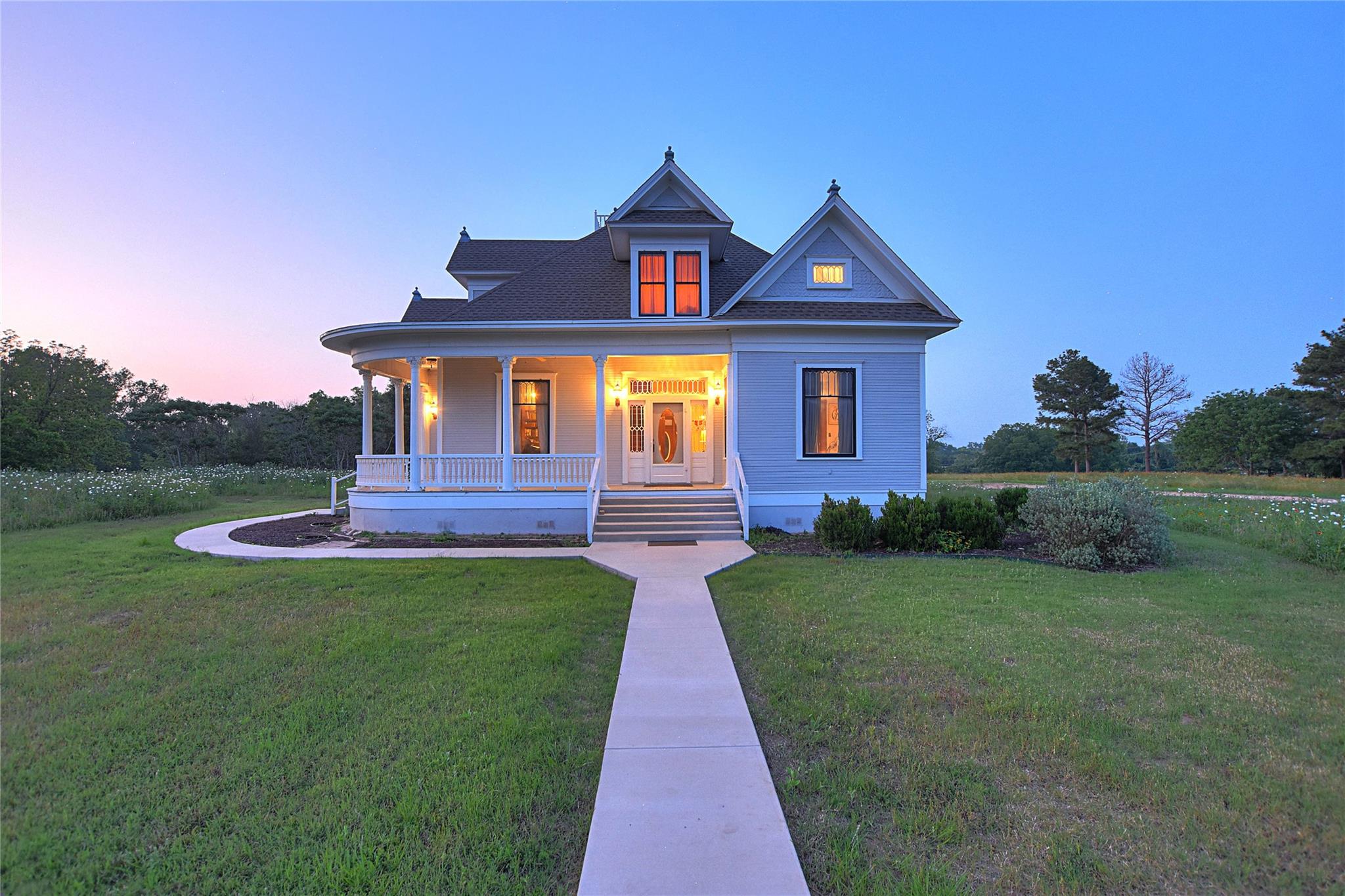 Single Family Residence