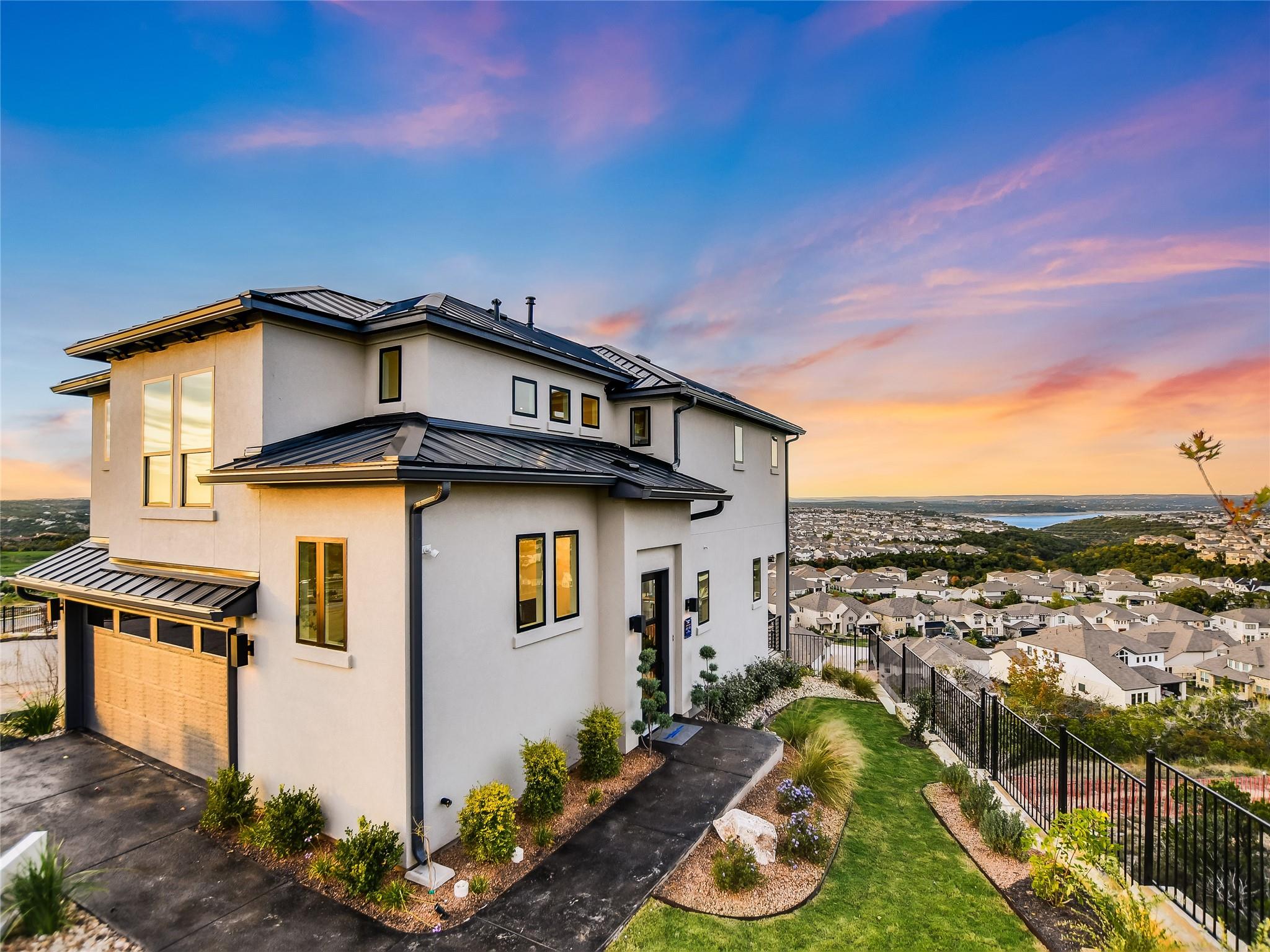 Single Family Residence