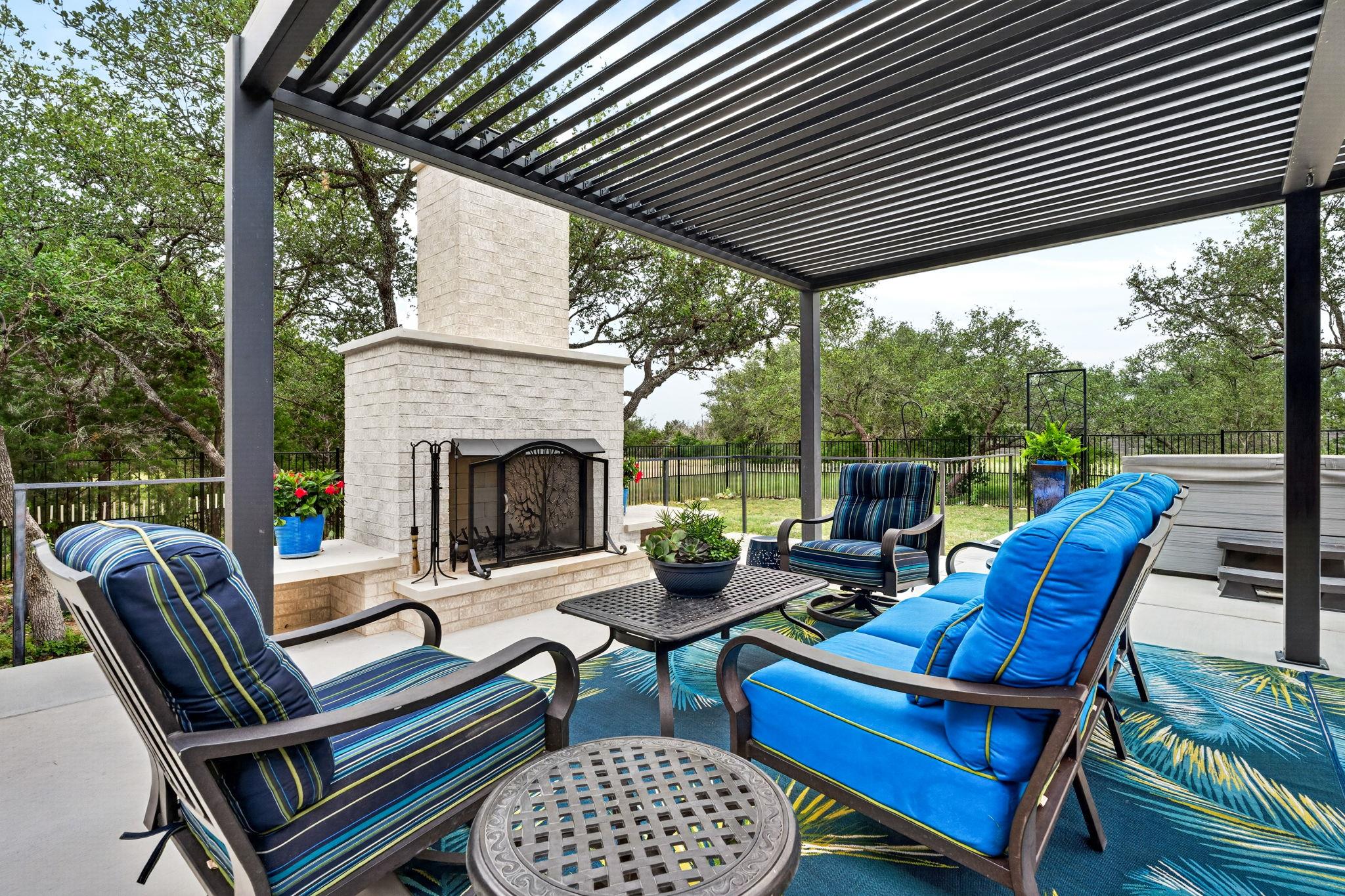 305 Spicewood Trails