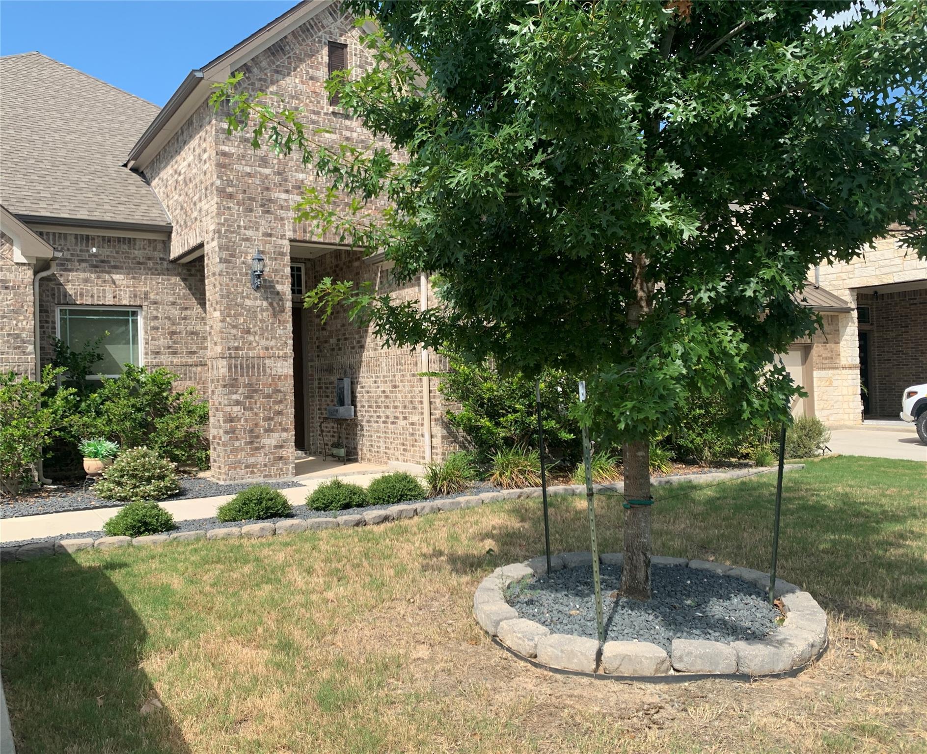 1335 Gruene Glen