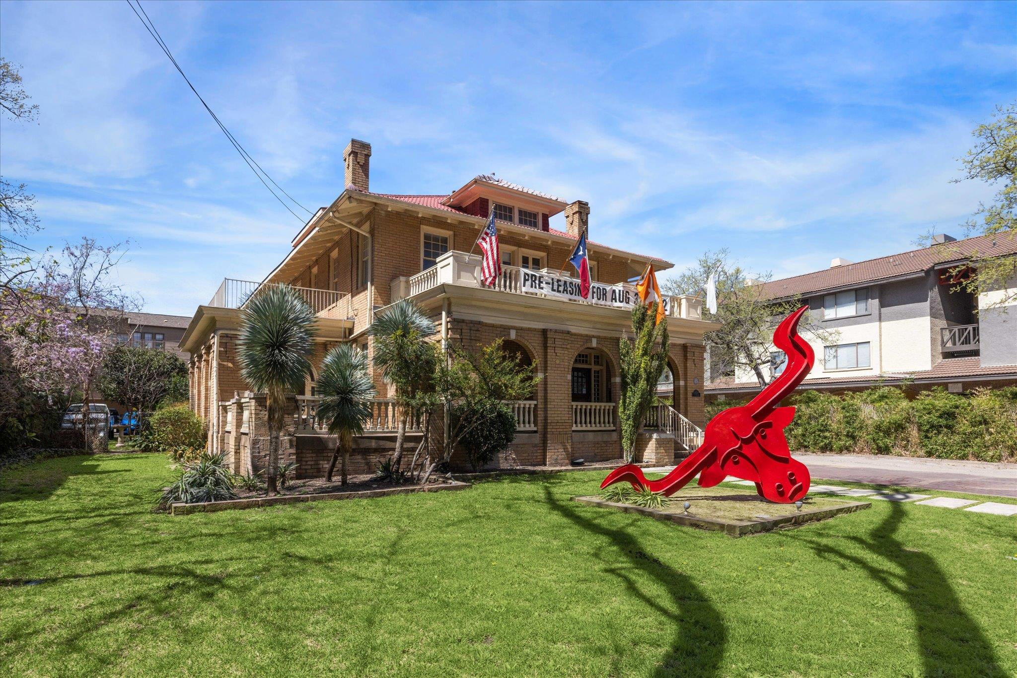 Single Family Residence