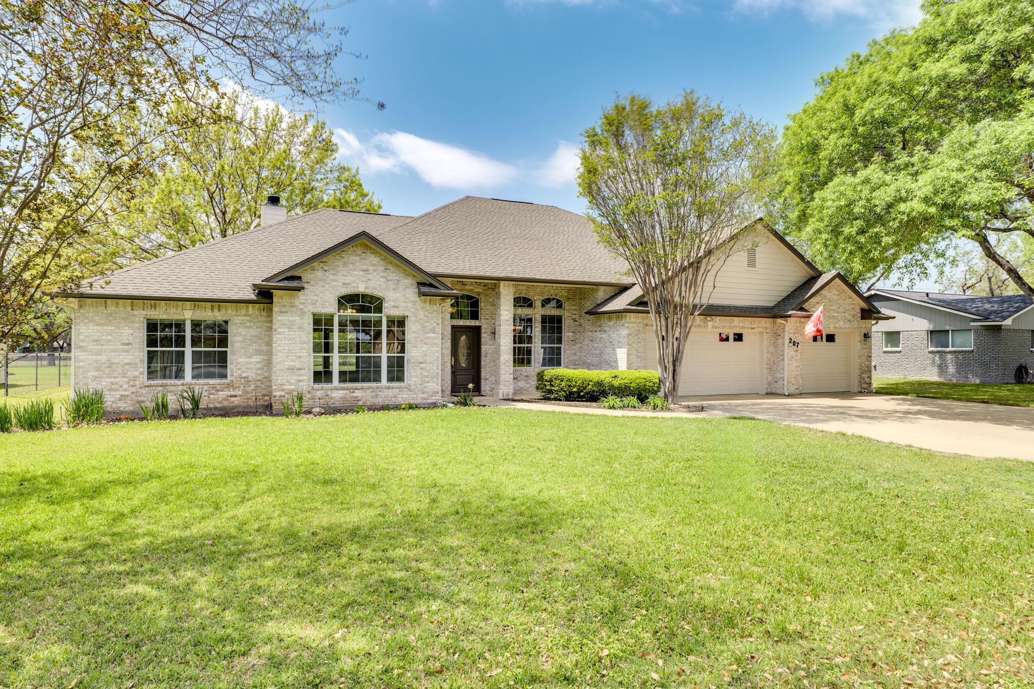 207 Flamingo