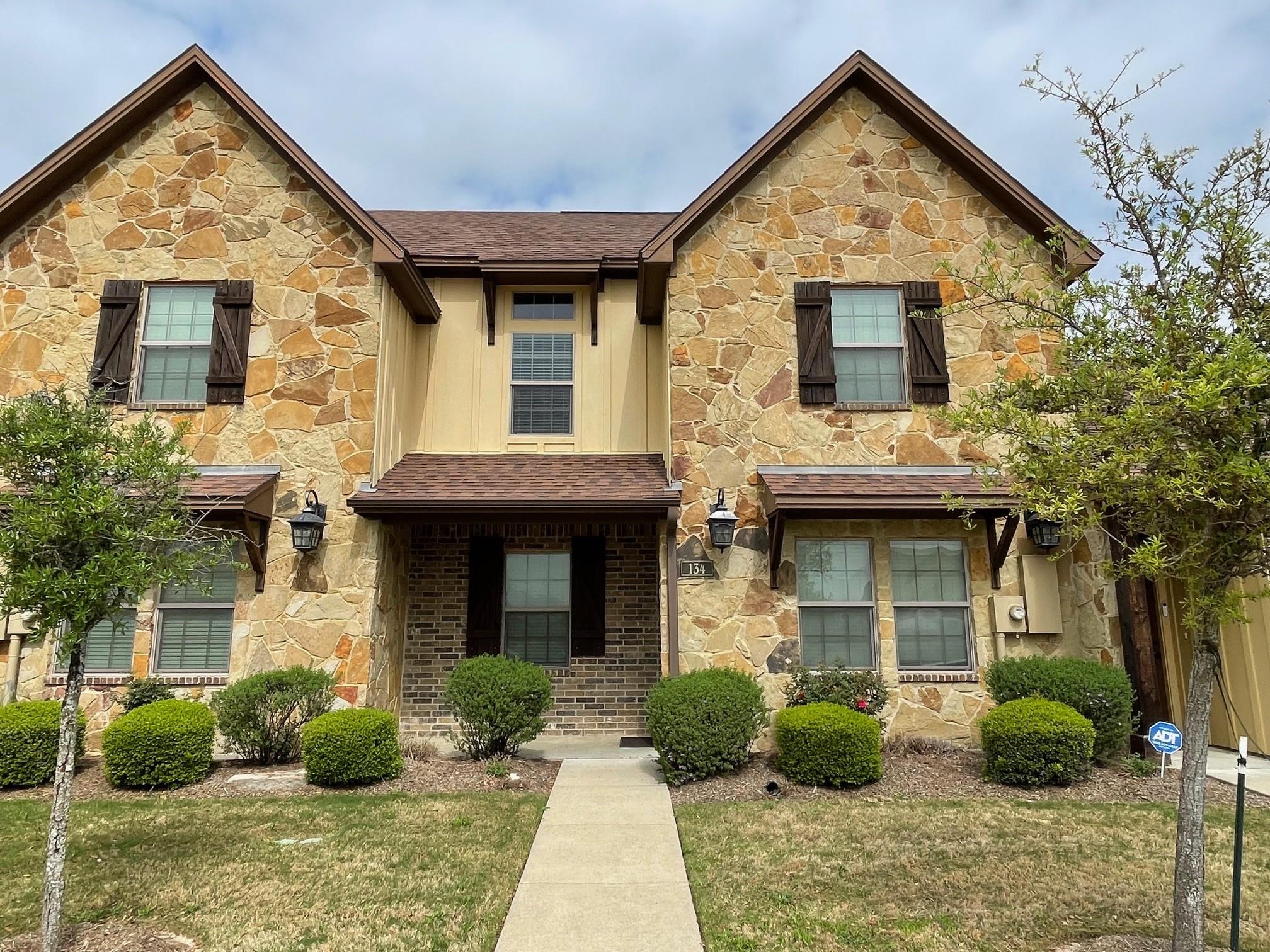Single Family Residence