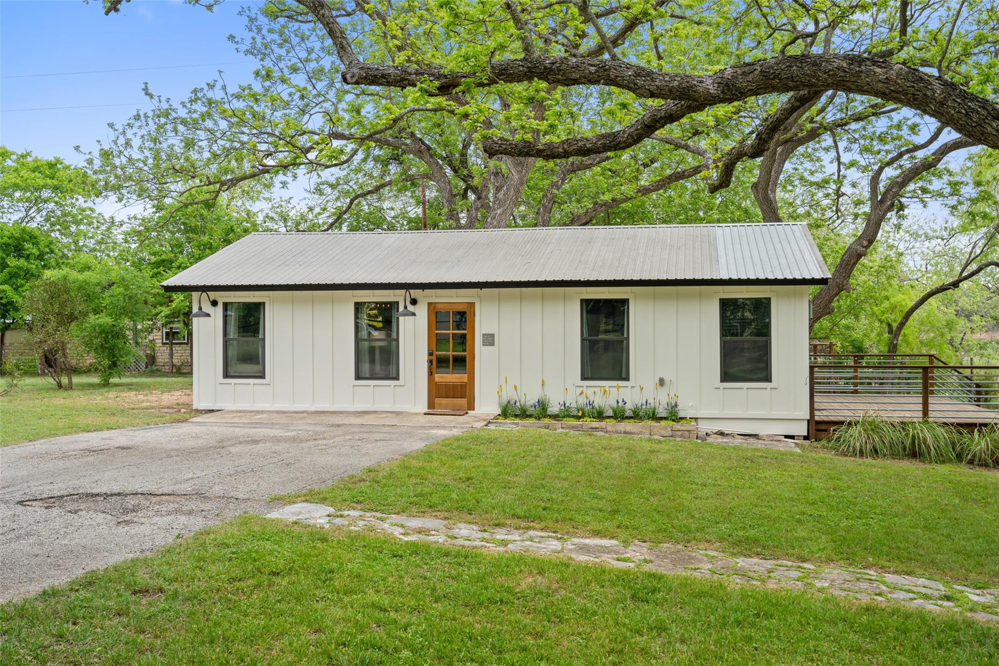 Single Family Residence