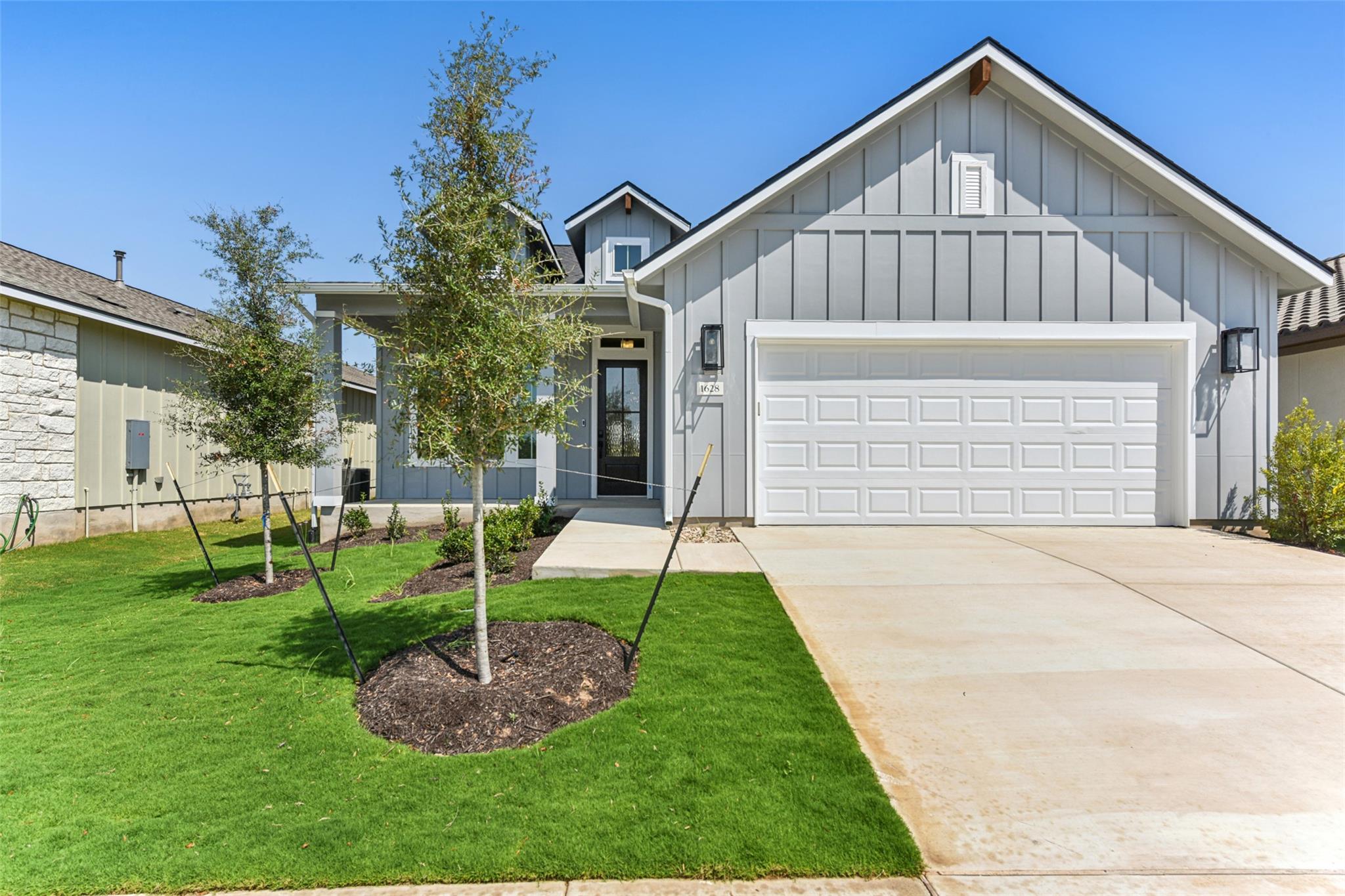 Single Family Residence