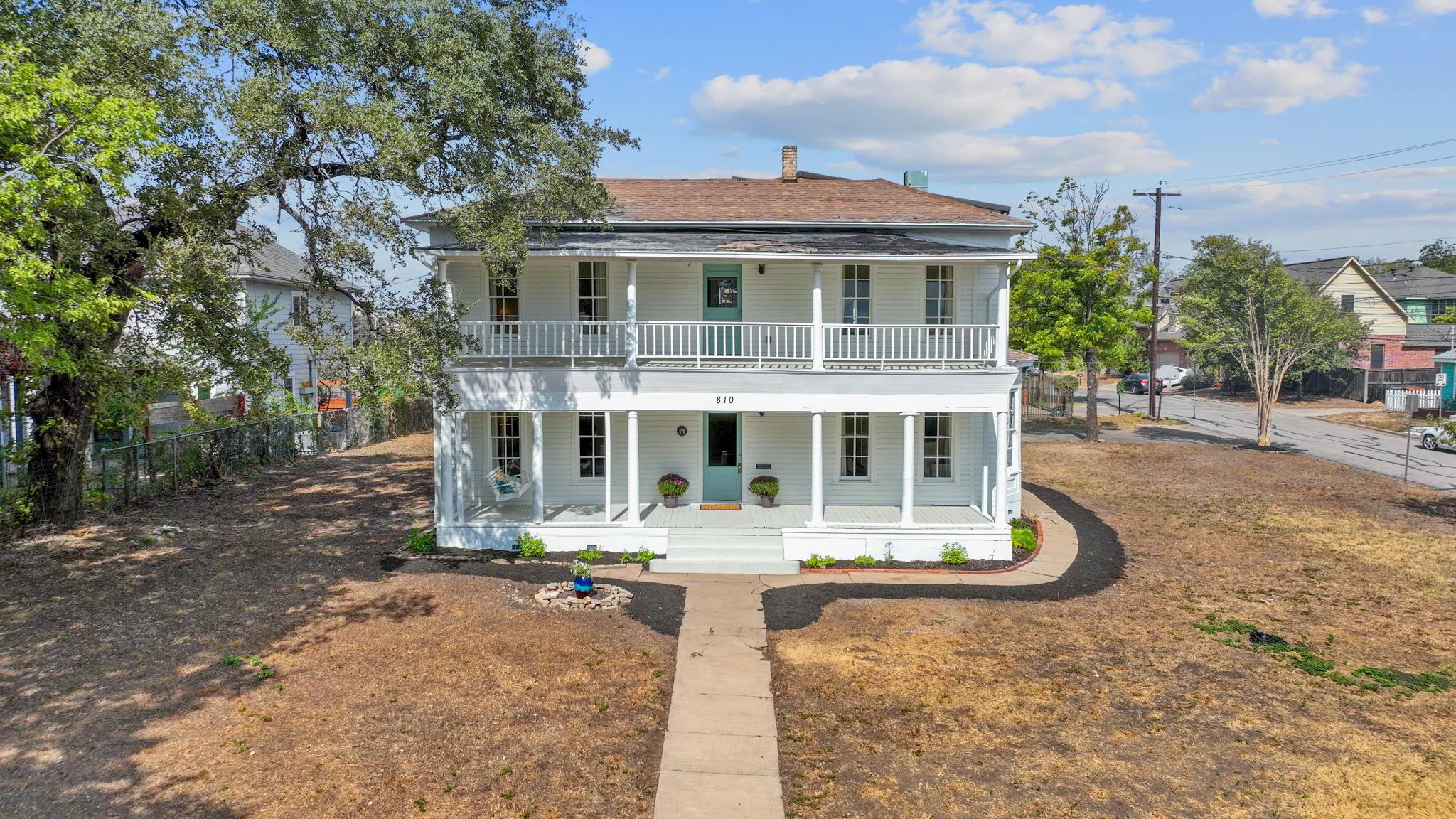 Single Family Residence