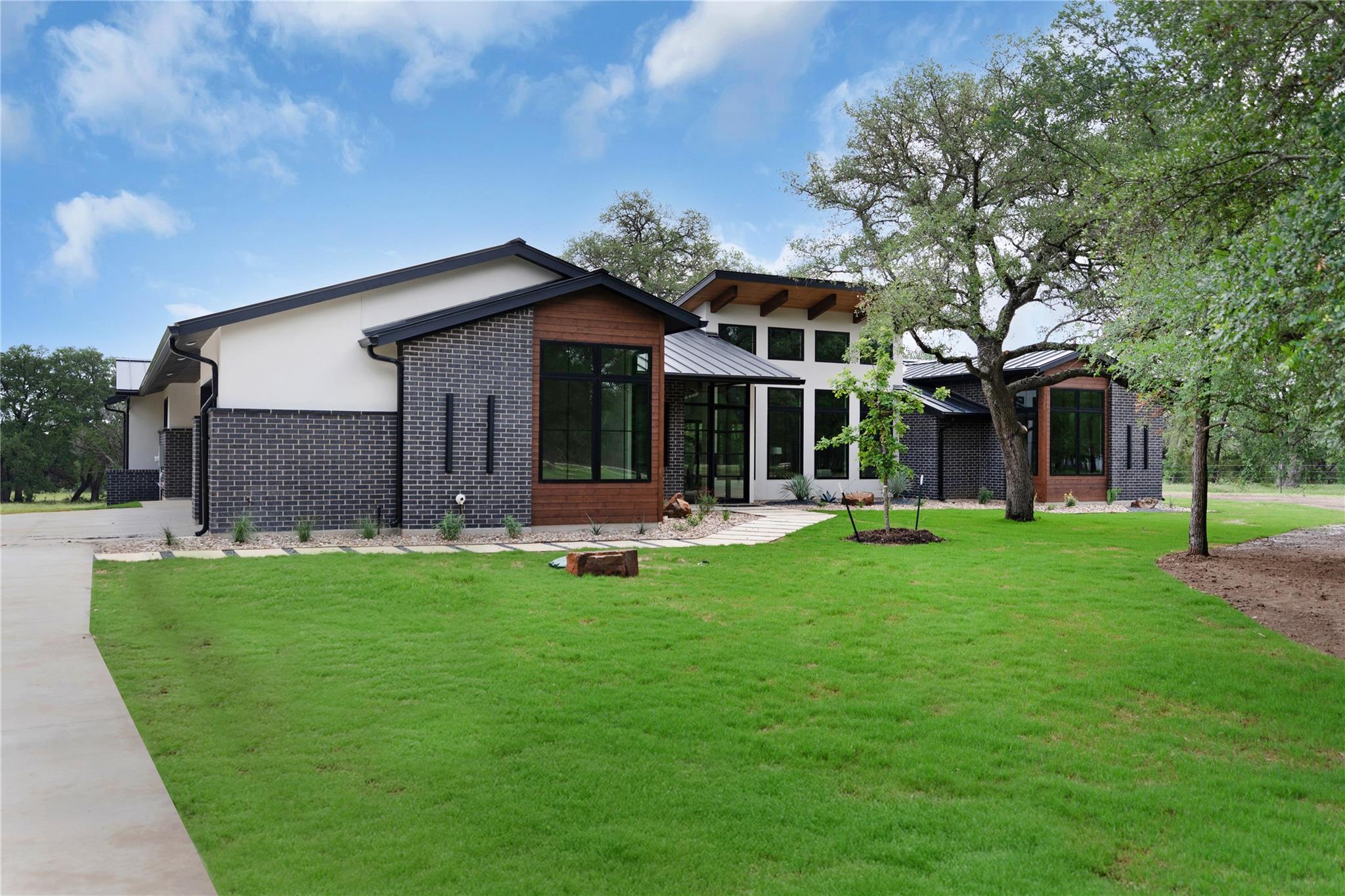 Single Family Residence