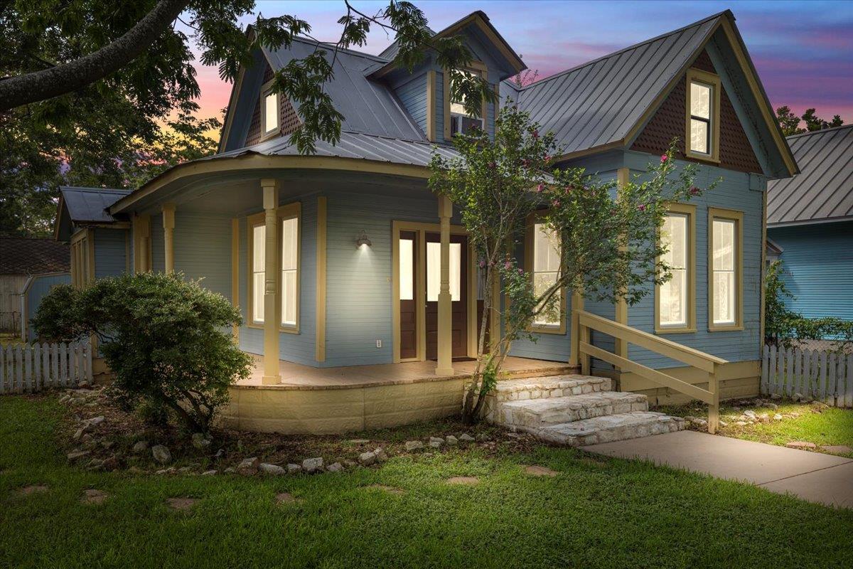 Single Family Residence