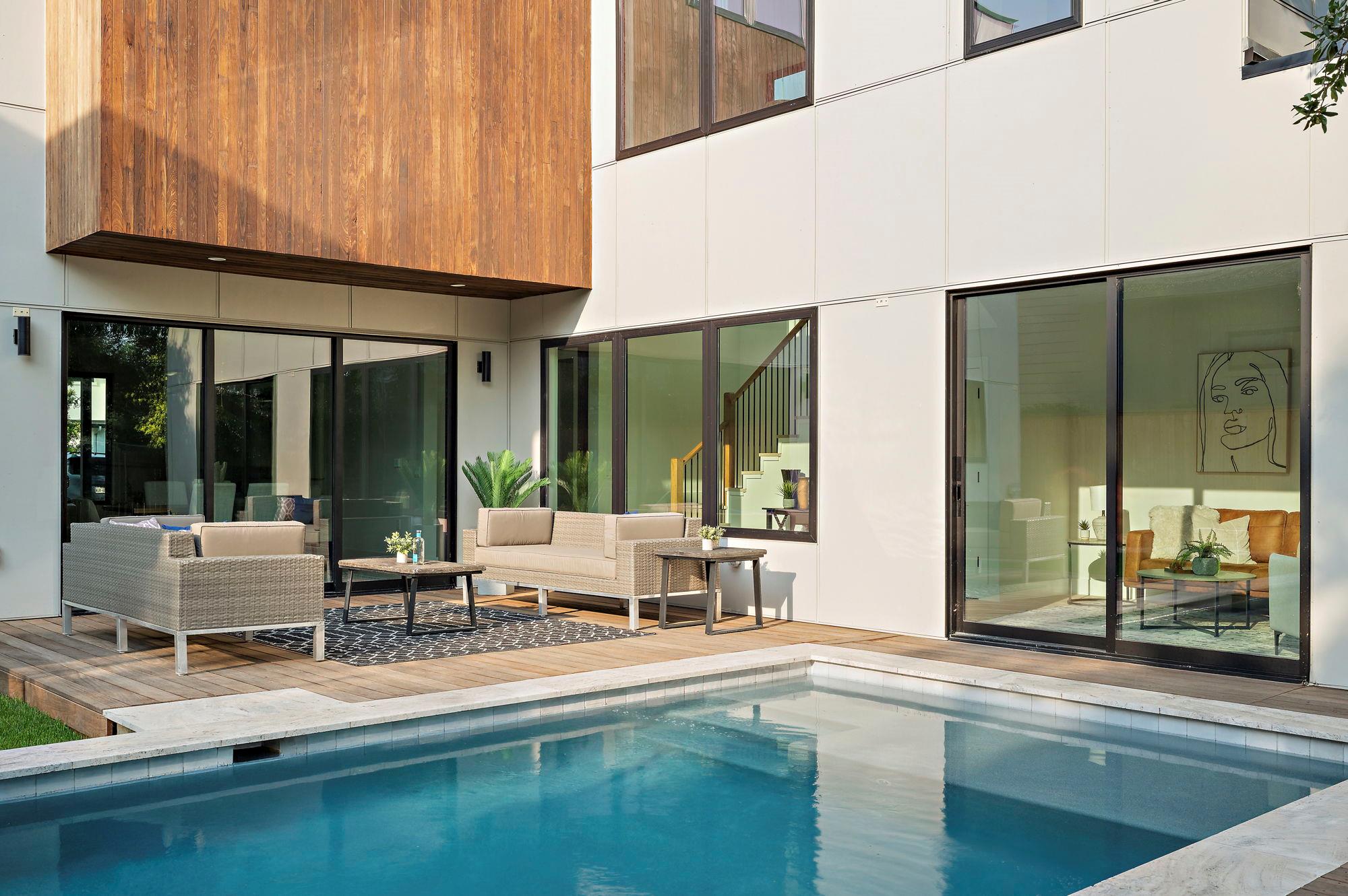 Single Family Residence