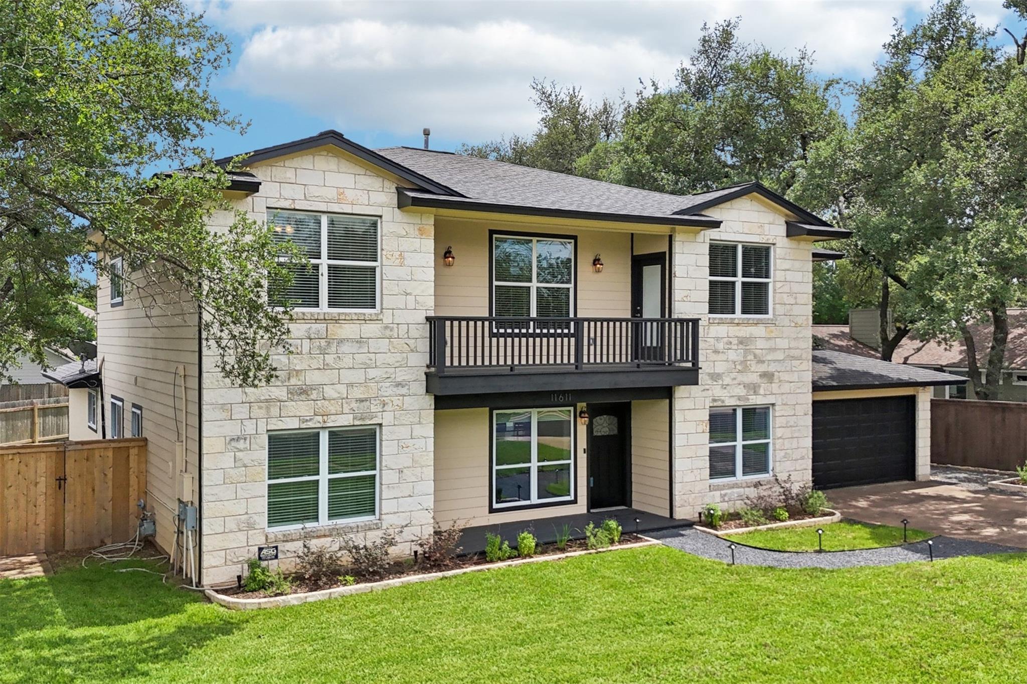 Single Family Residence