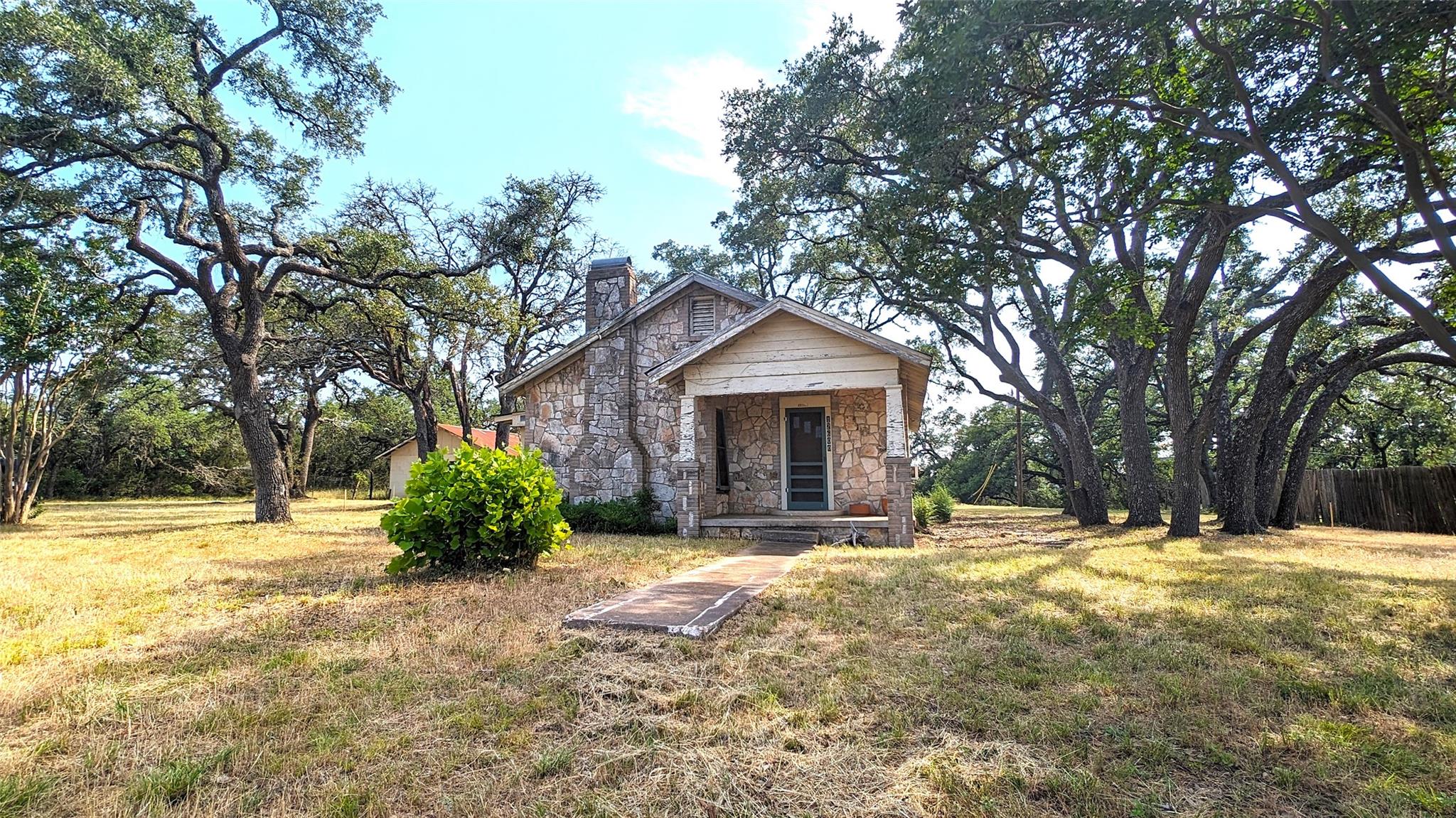 Single Family Residence