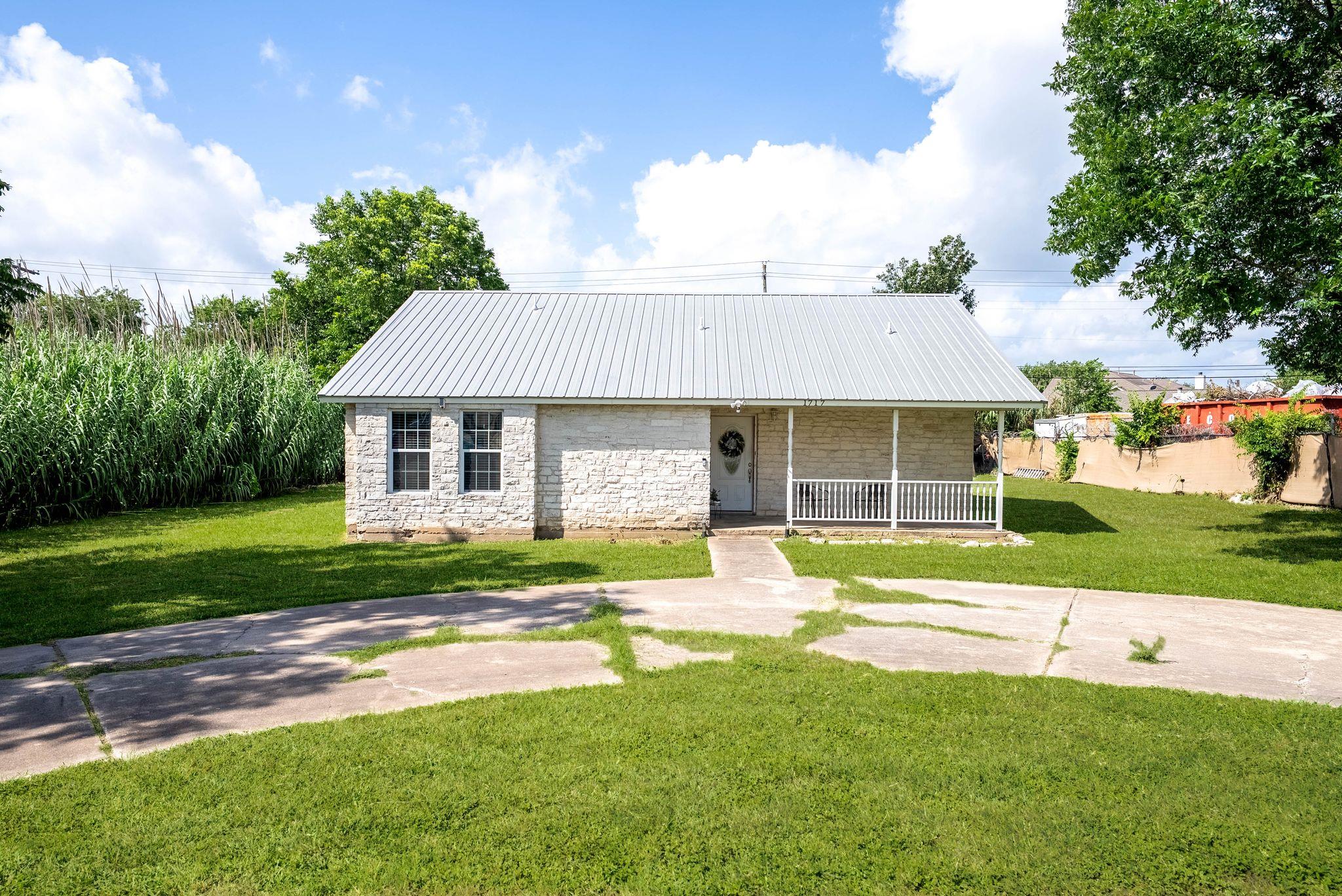 Single Family Residence