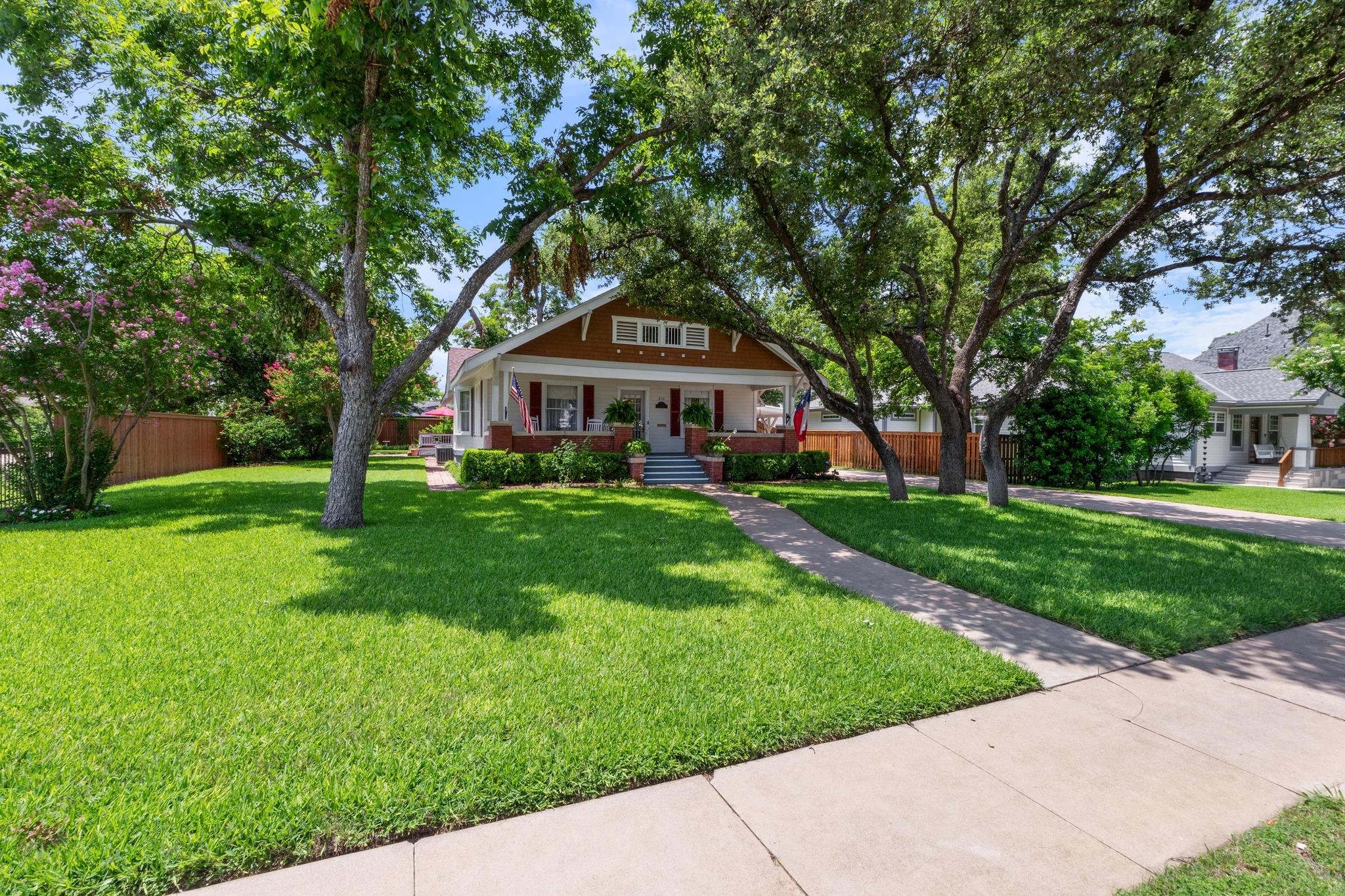 Single Family Residence