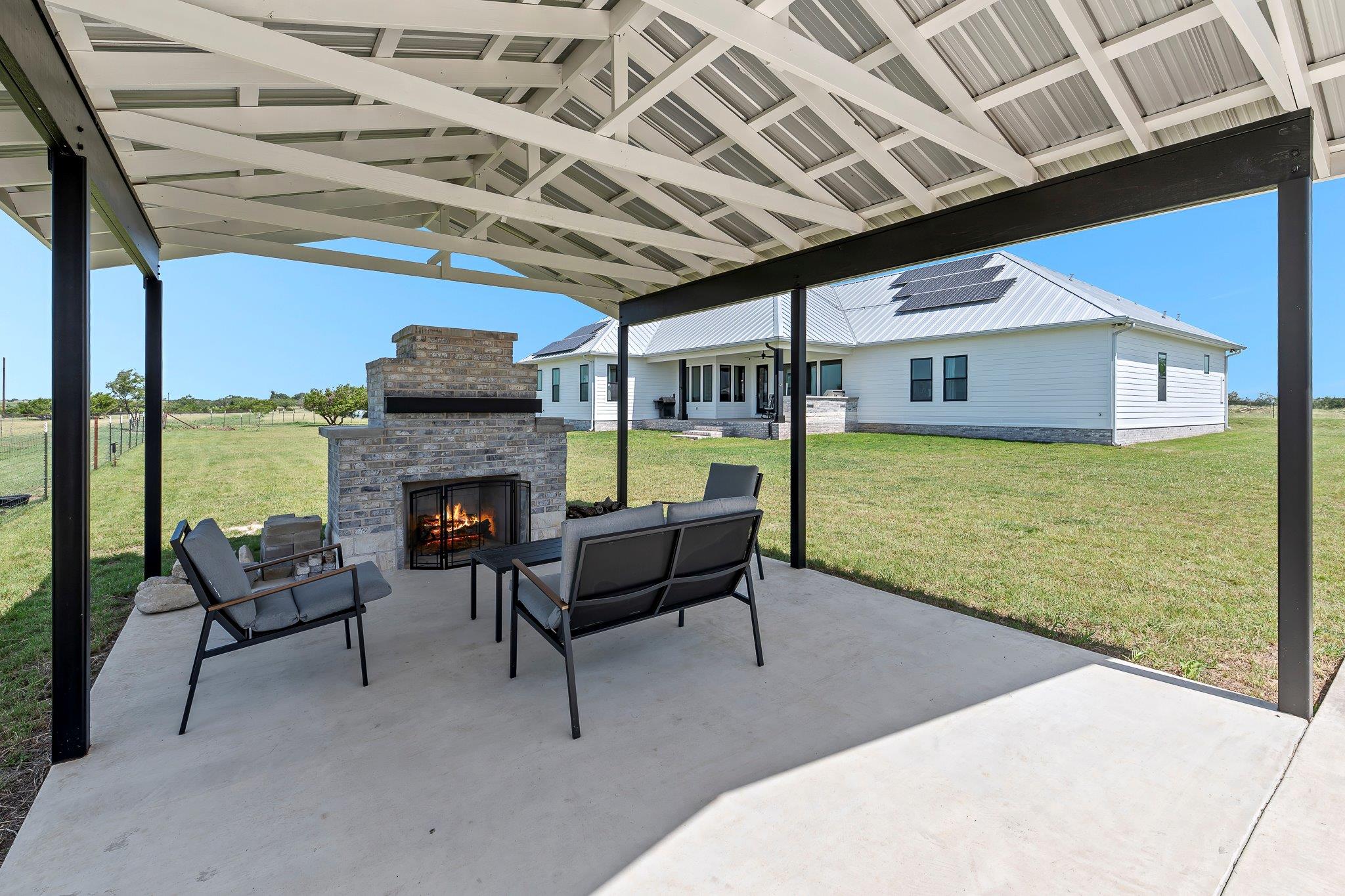 Photo 37
