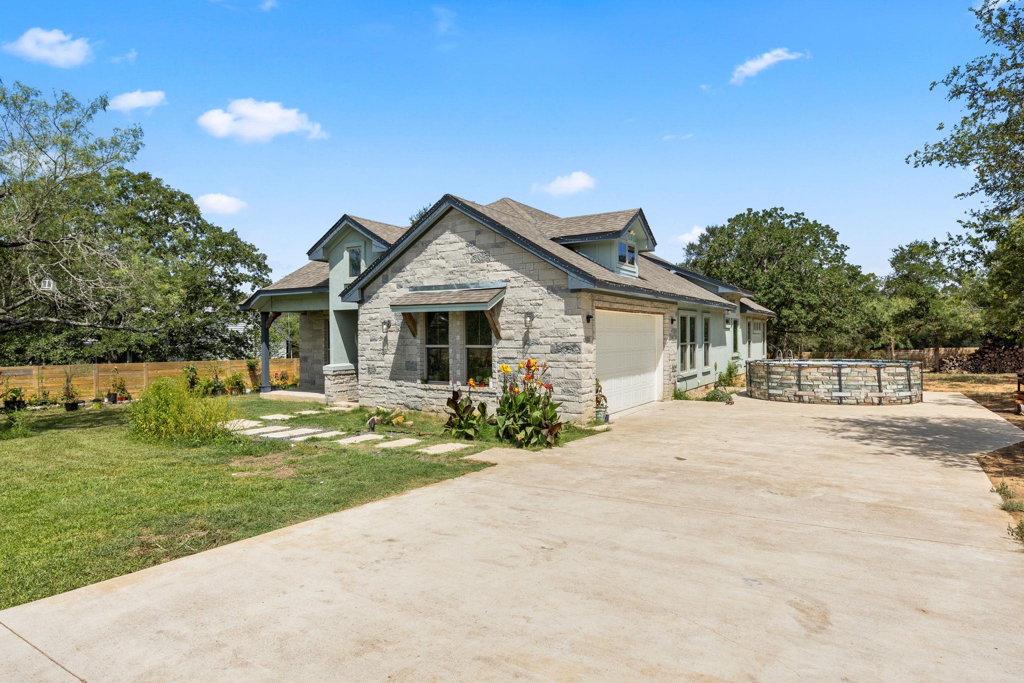 Single Family Residence