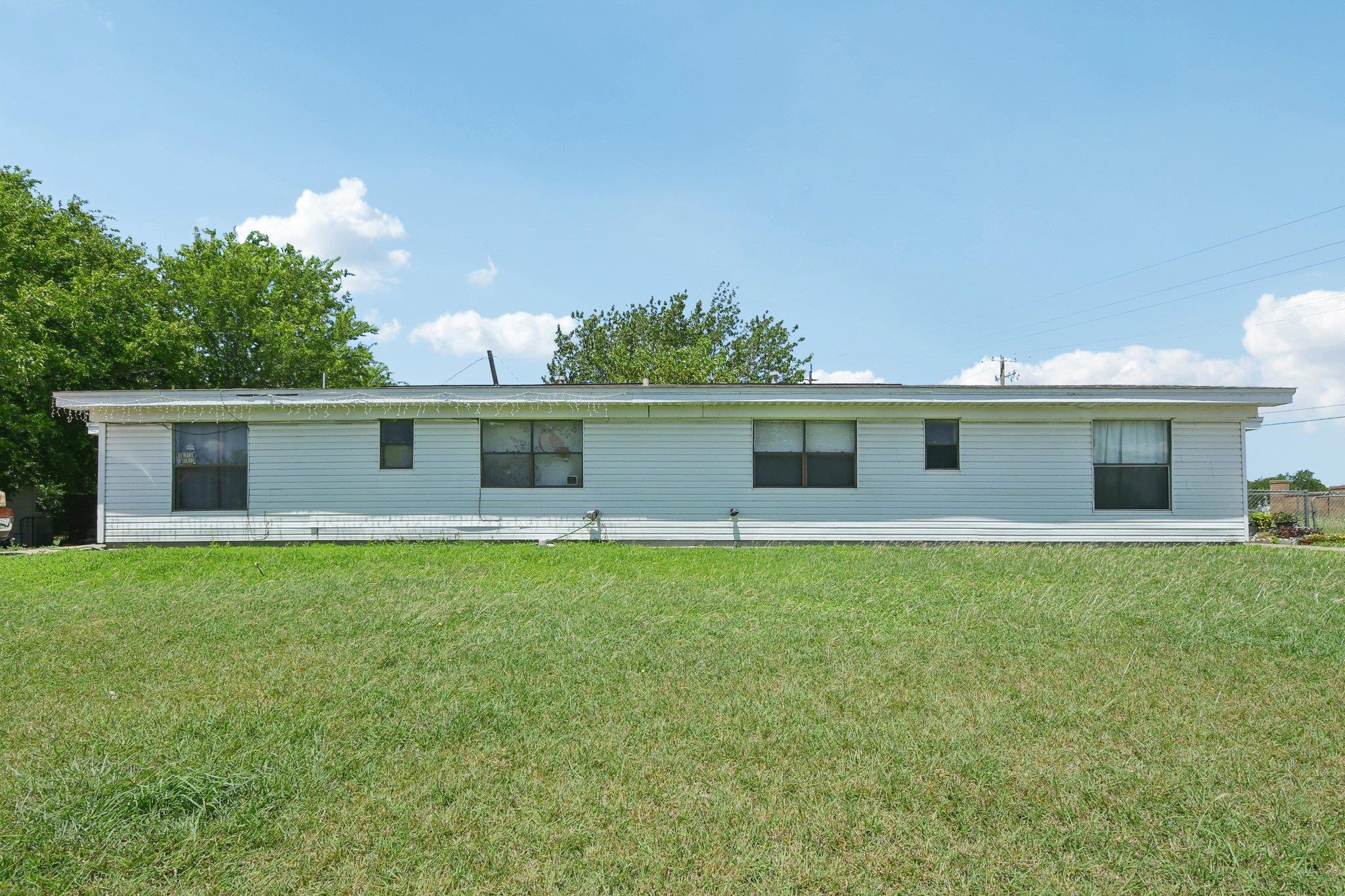 525 Lenora