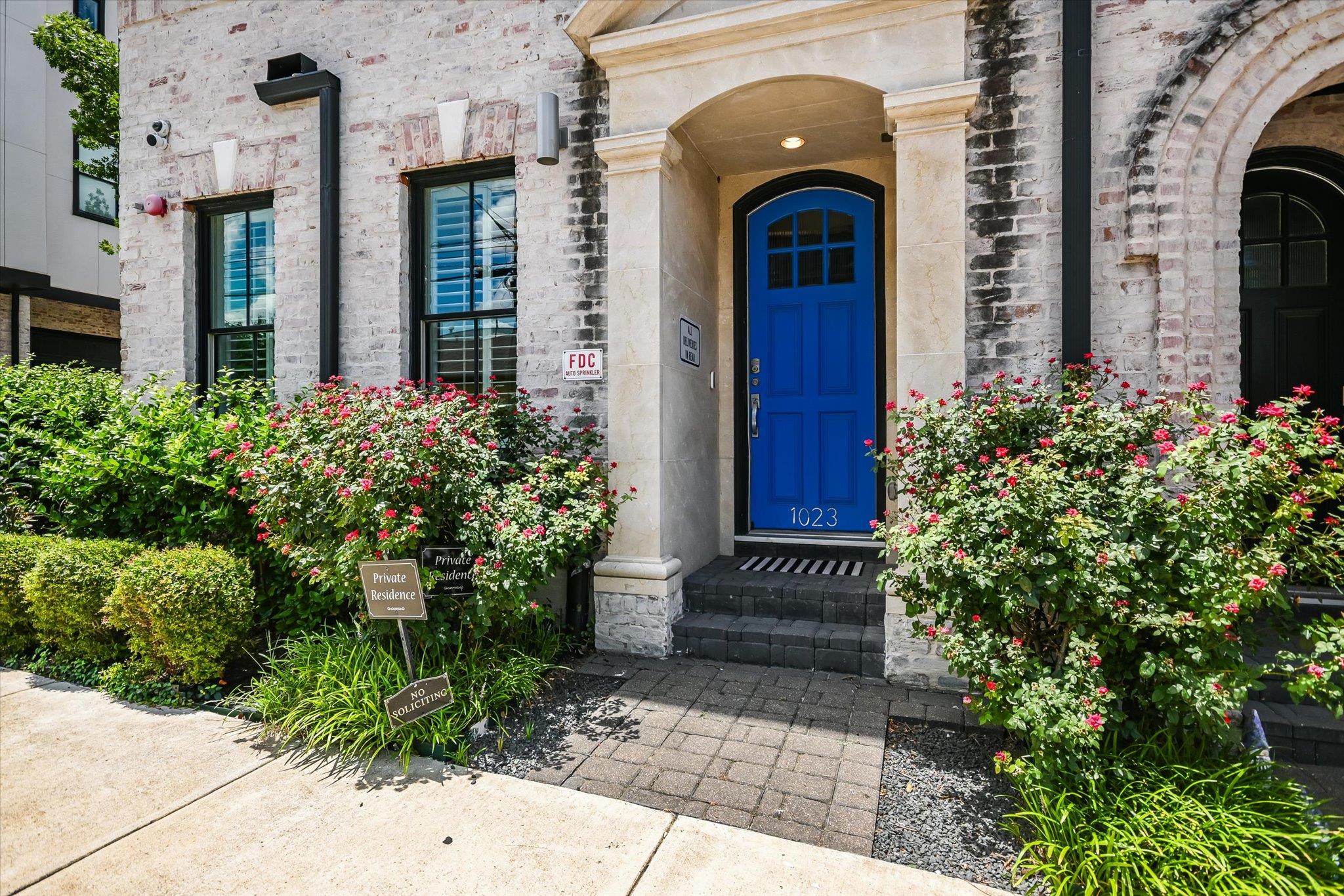 Single Family Residence