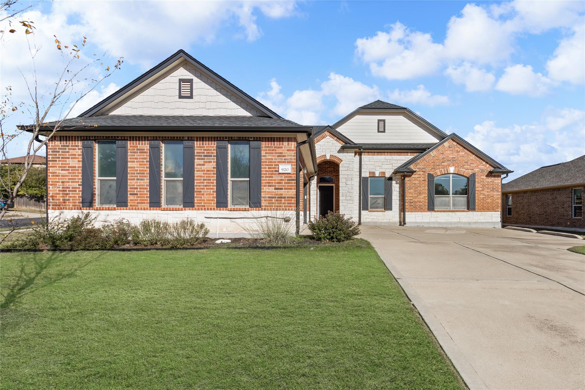 Single Family Residence