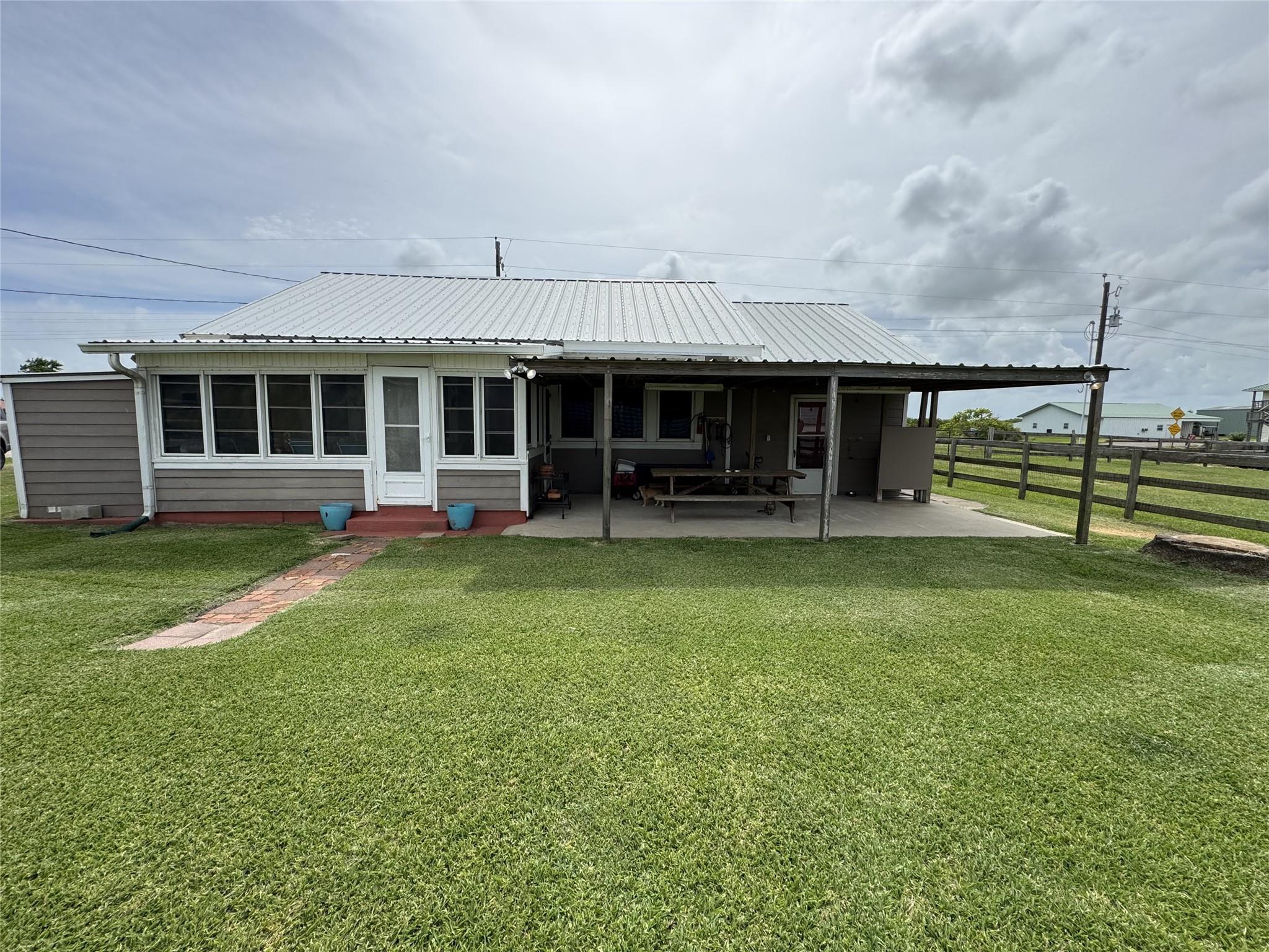 Single Family Residence