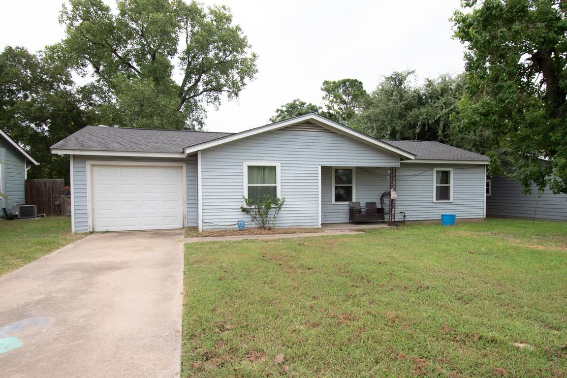 722 Dyer
