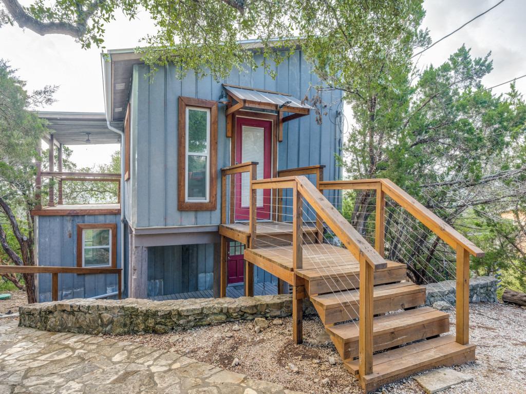 Single Family Residence