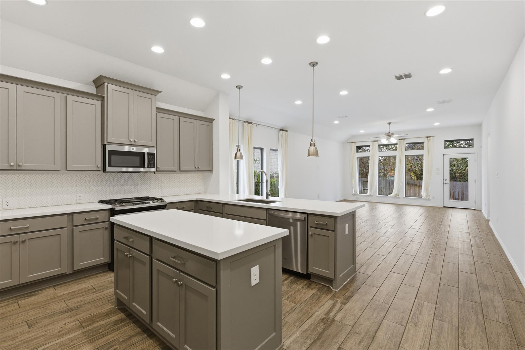 Single Family Residence