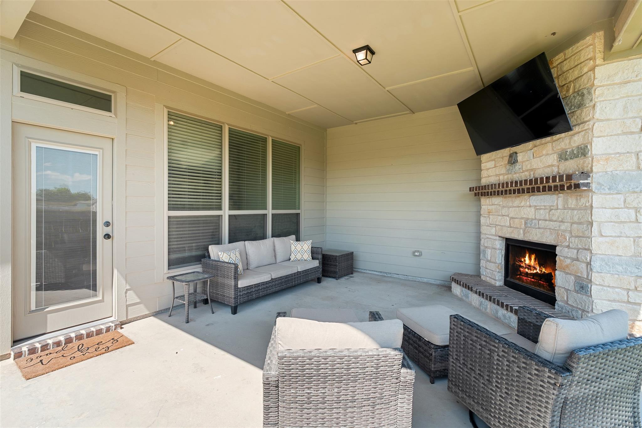 Photo 34