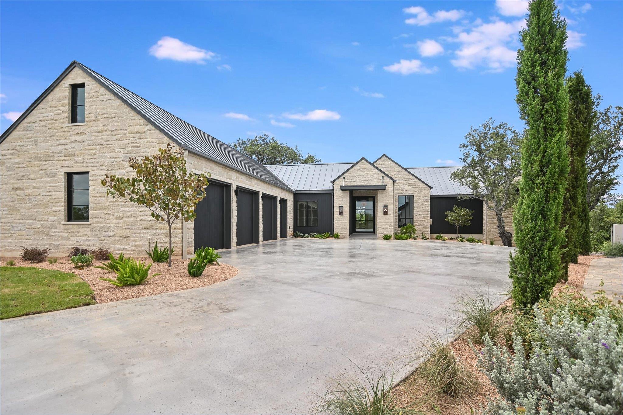 Single Family Residence