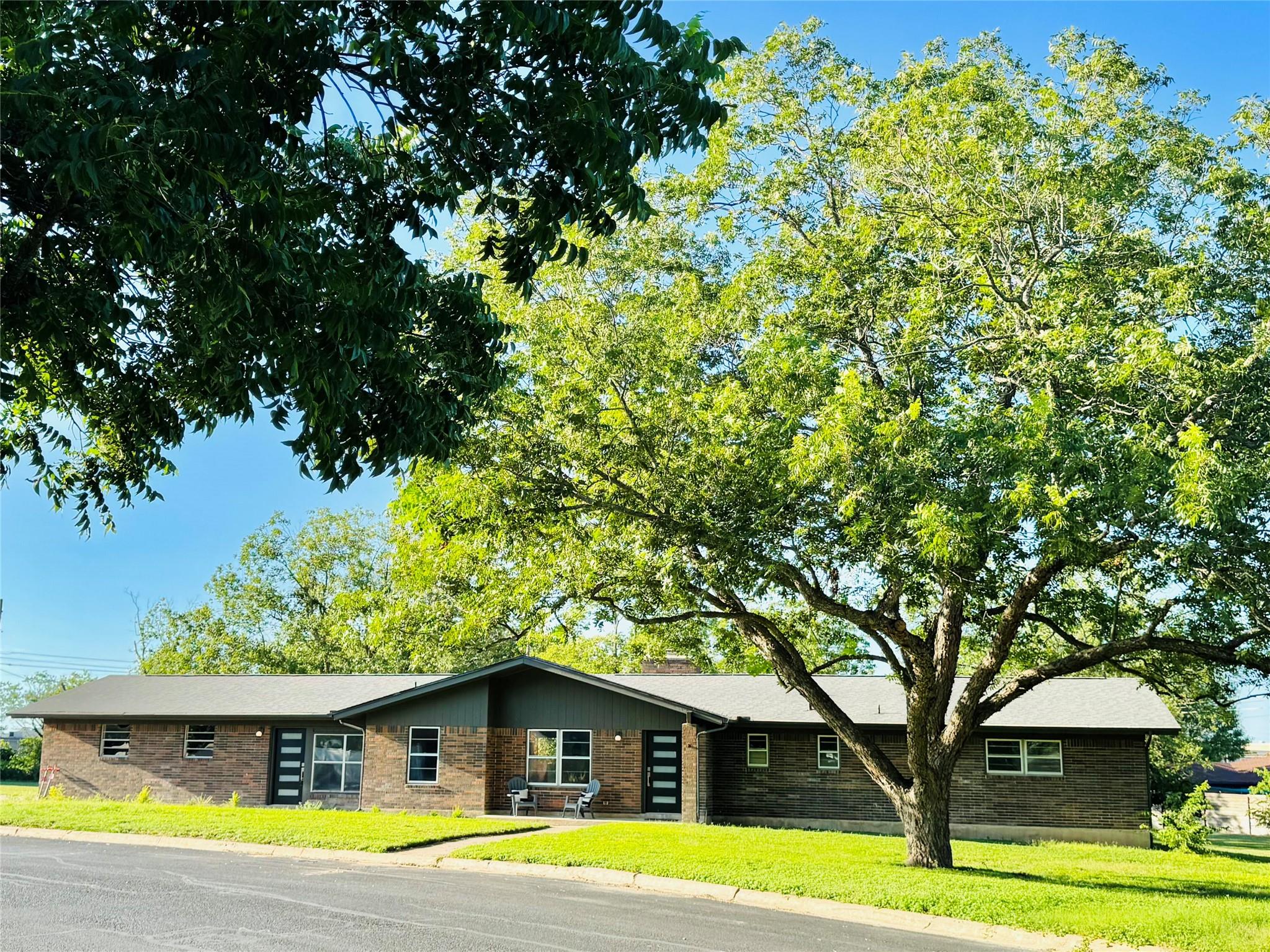 Single Family Residence