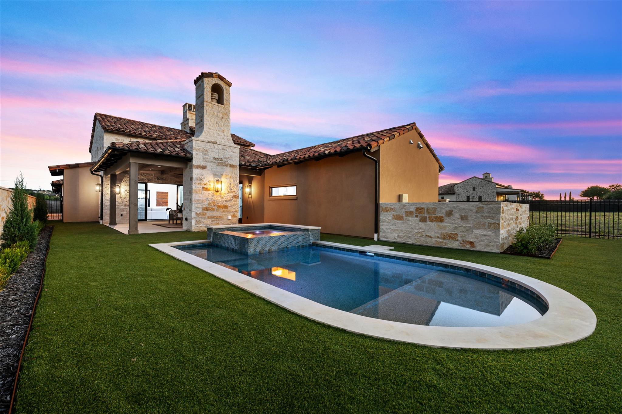 Single Family Residence