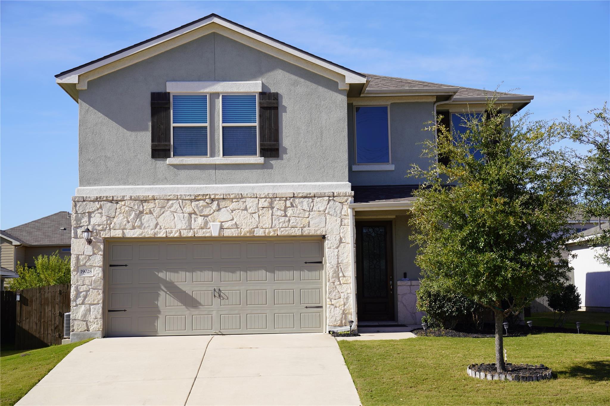 Single Family Residence