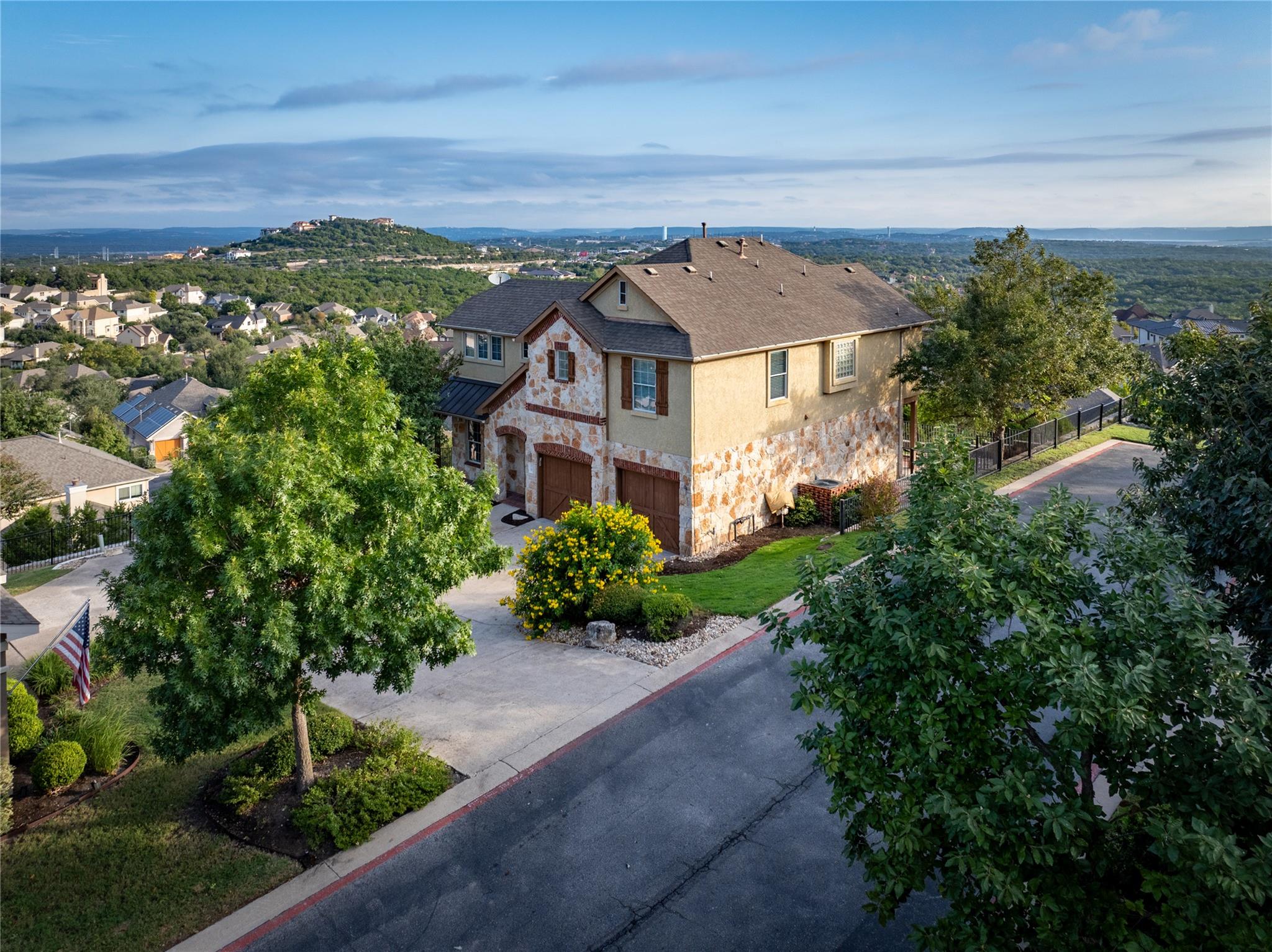 16 Mountain Terrace