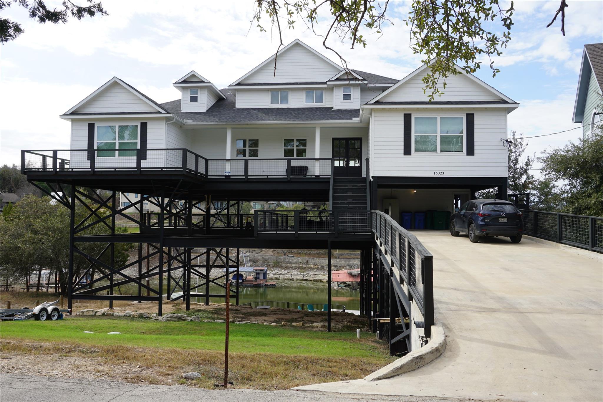 Single Family Residence