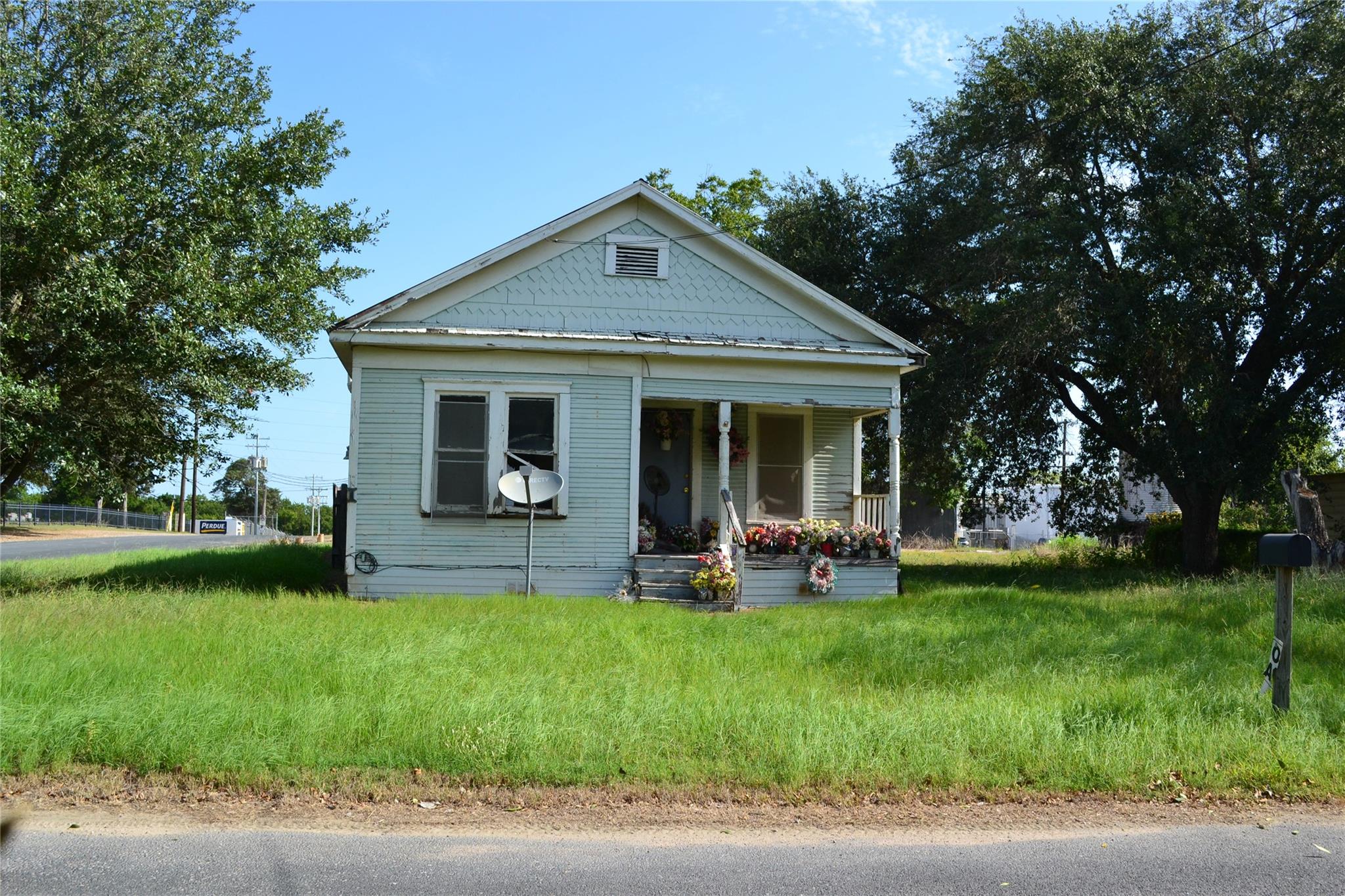 Single Family Residence