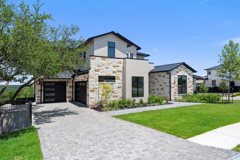 Single Family Residence