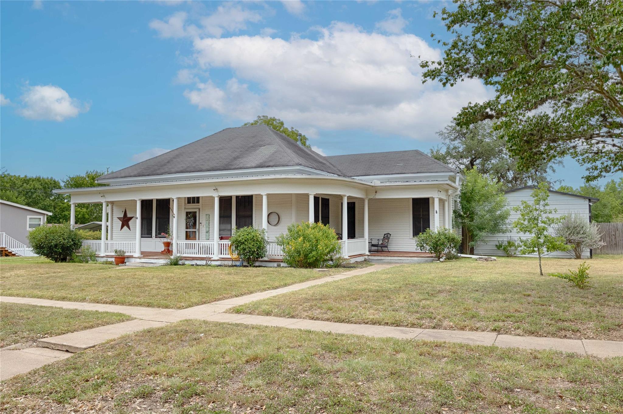 Single Family Residence