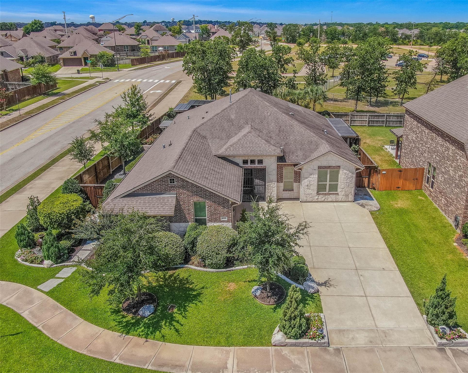 Single Family Residence