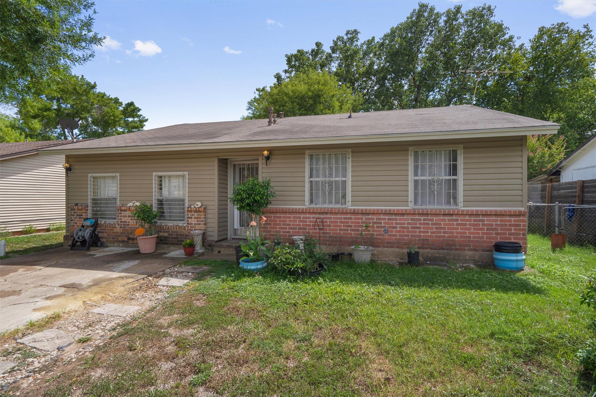 Single Family Residence