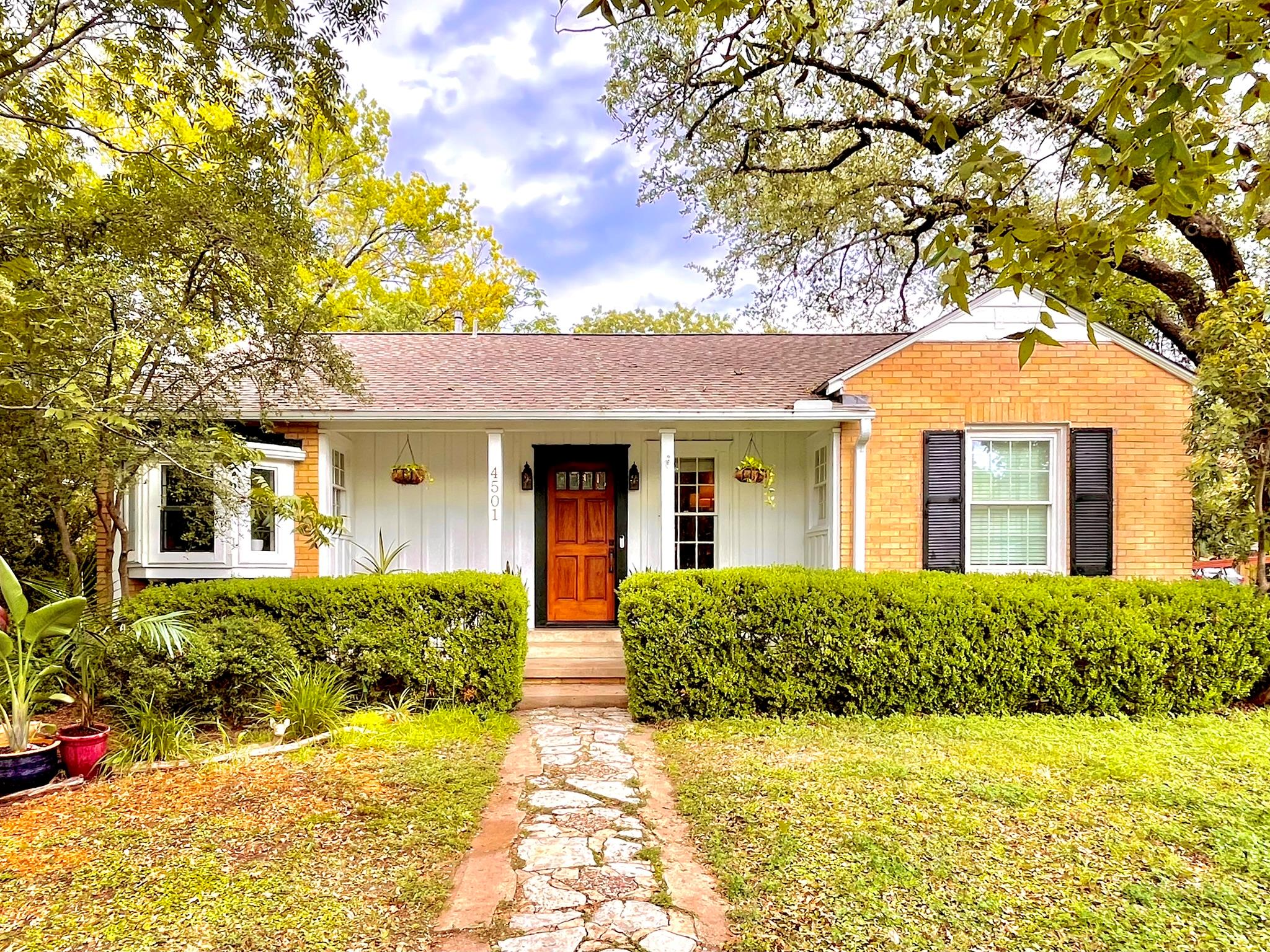 Single Family Residence