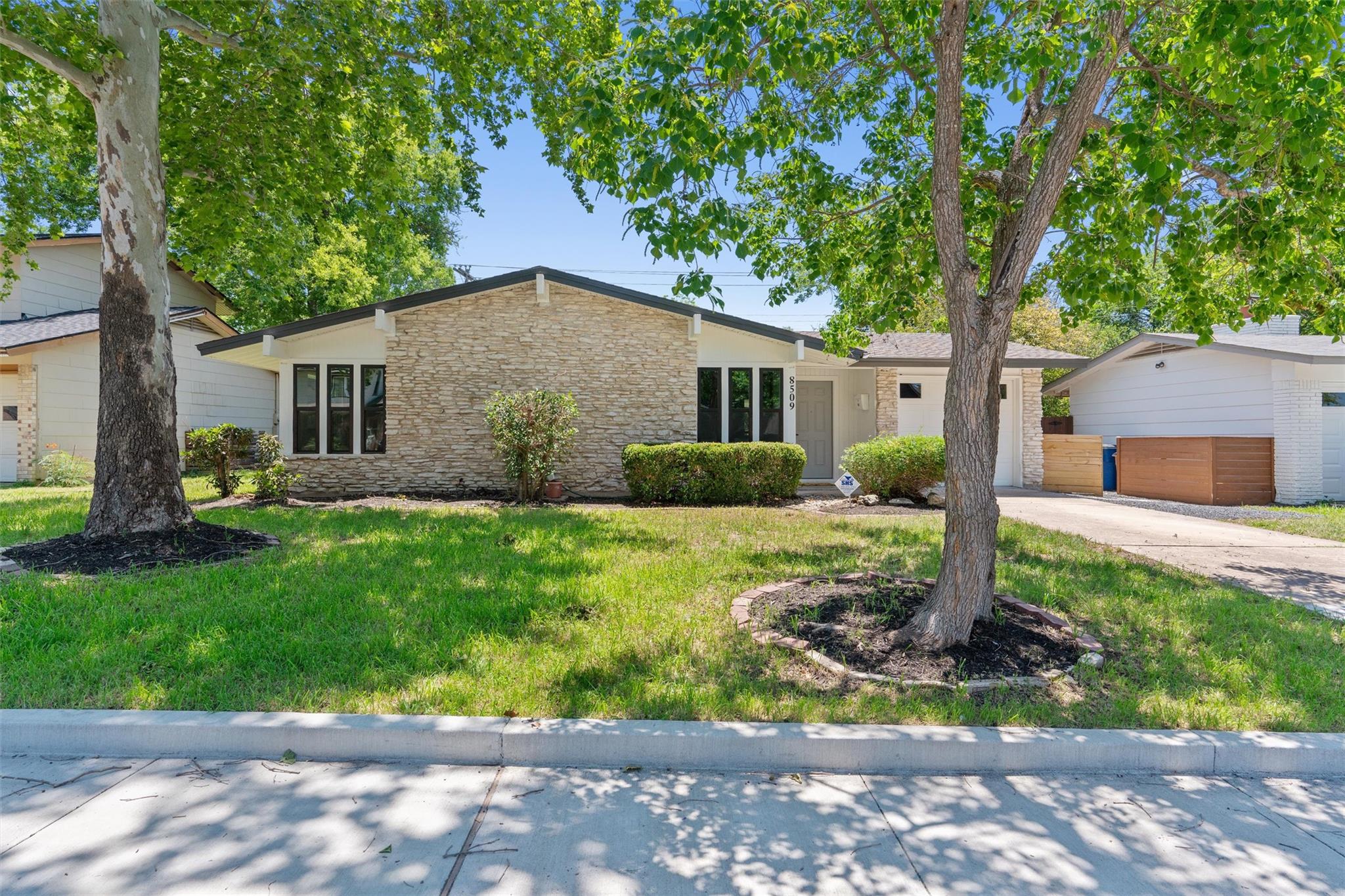 Single Family Residence
