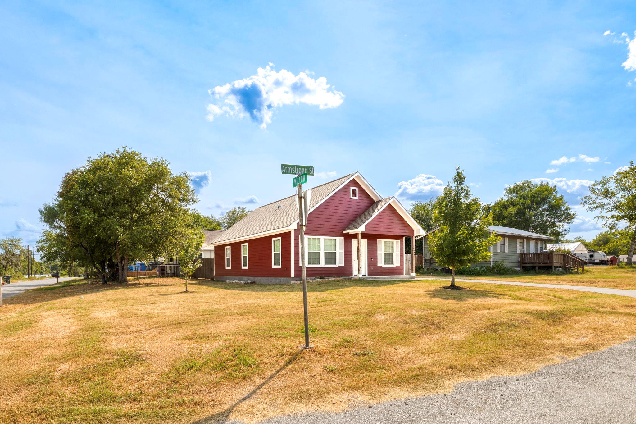 1628 Armstrong